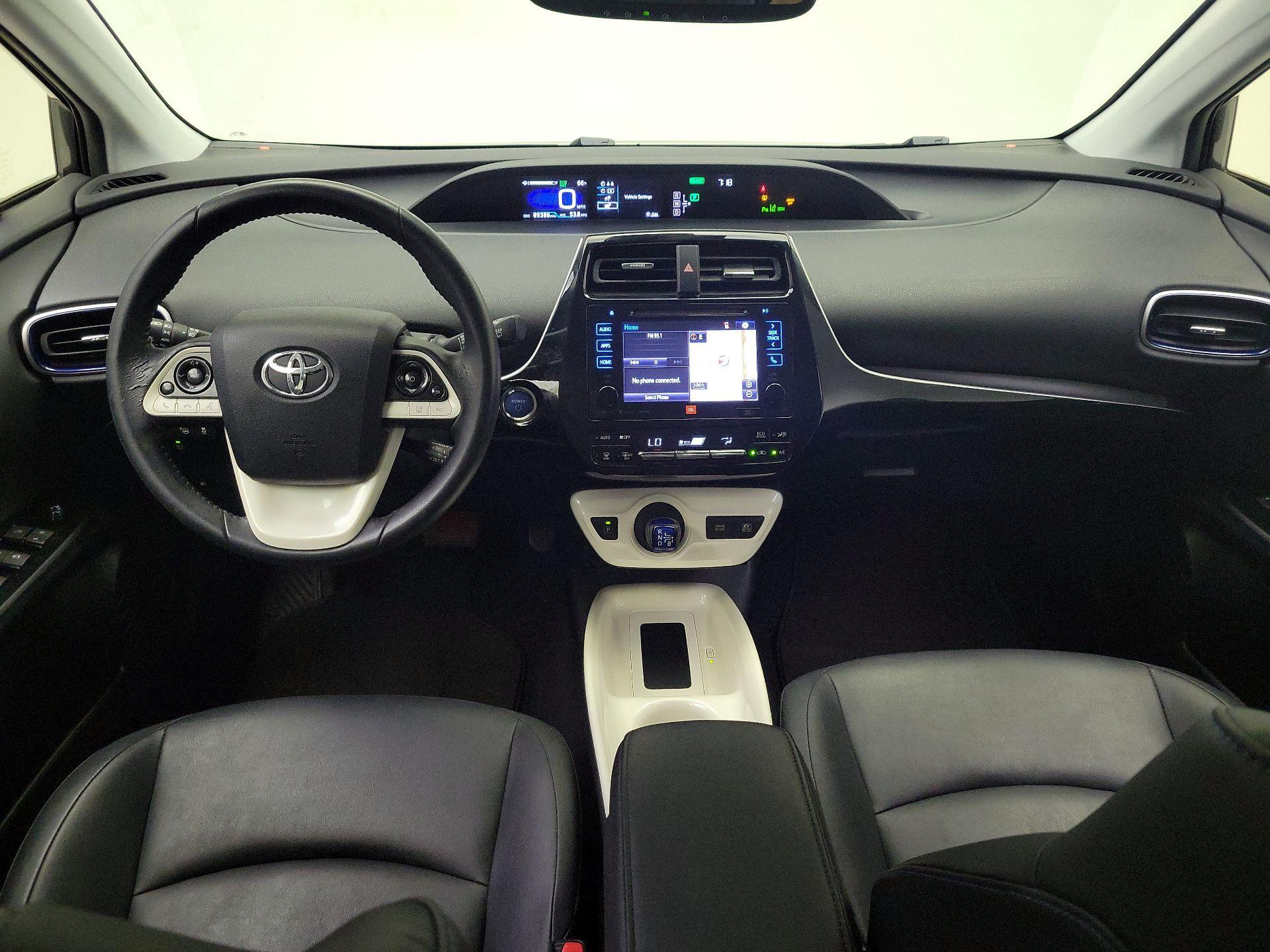 Thumbnail: 2016 Toyota Prius - 9