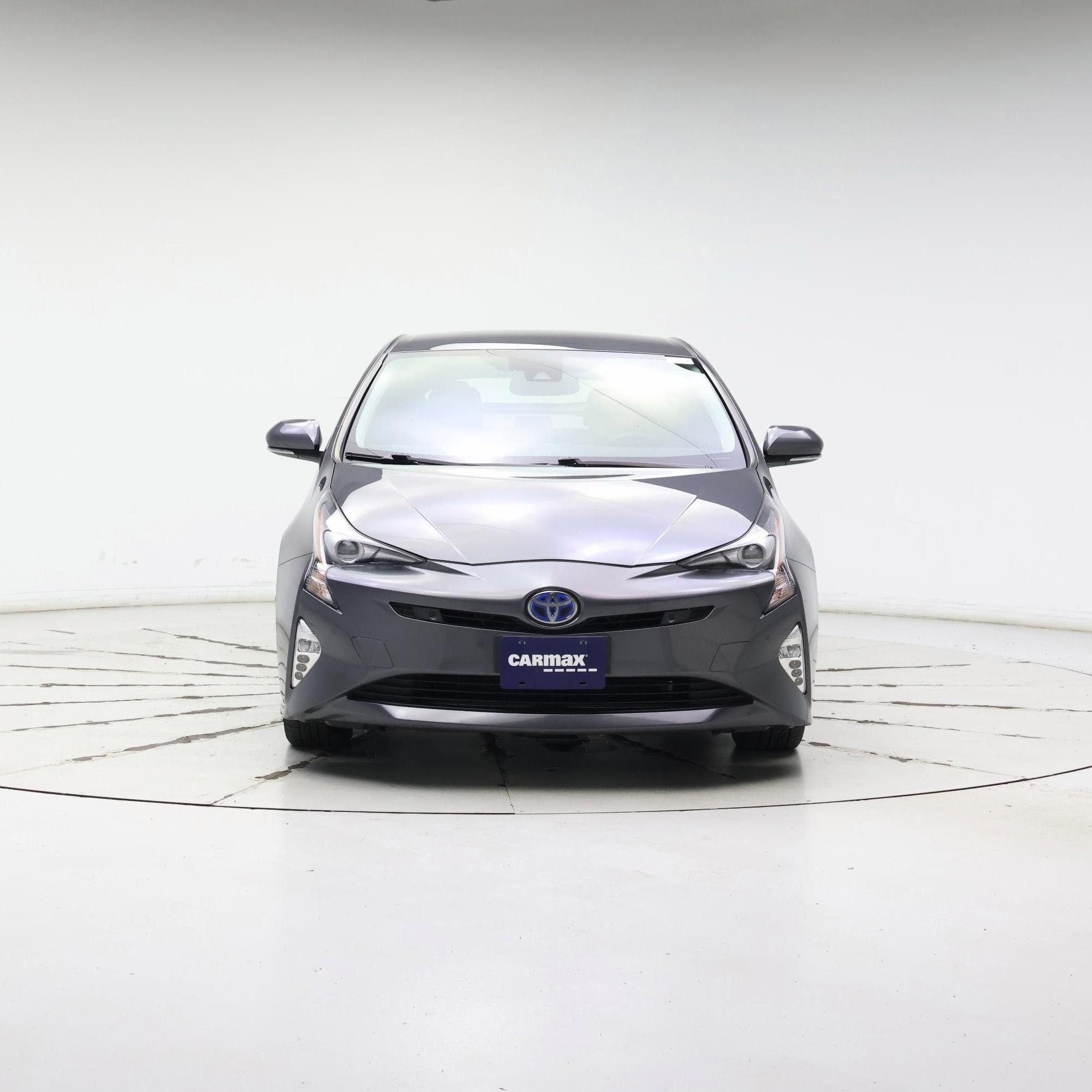 Thumbnail: 2016 Toyota Prius - 5