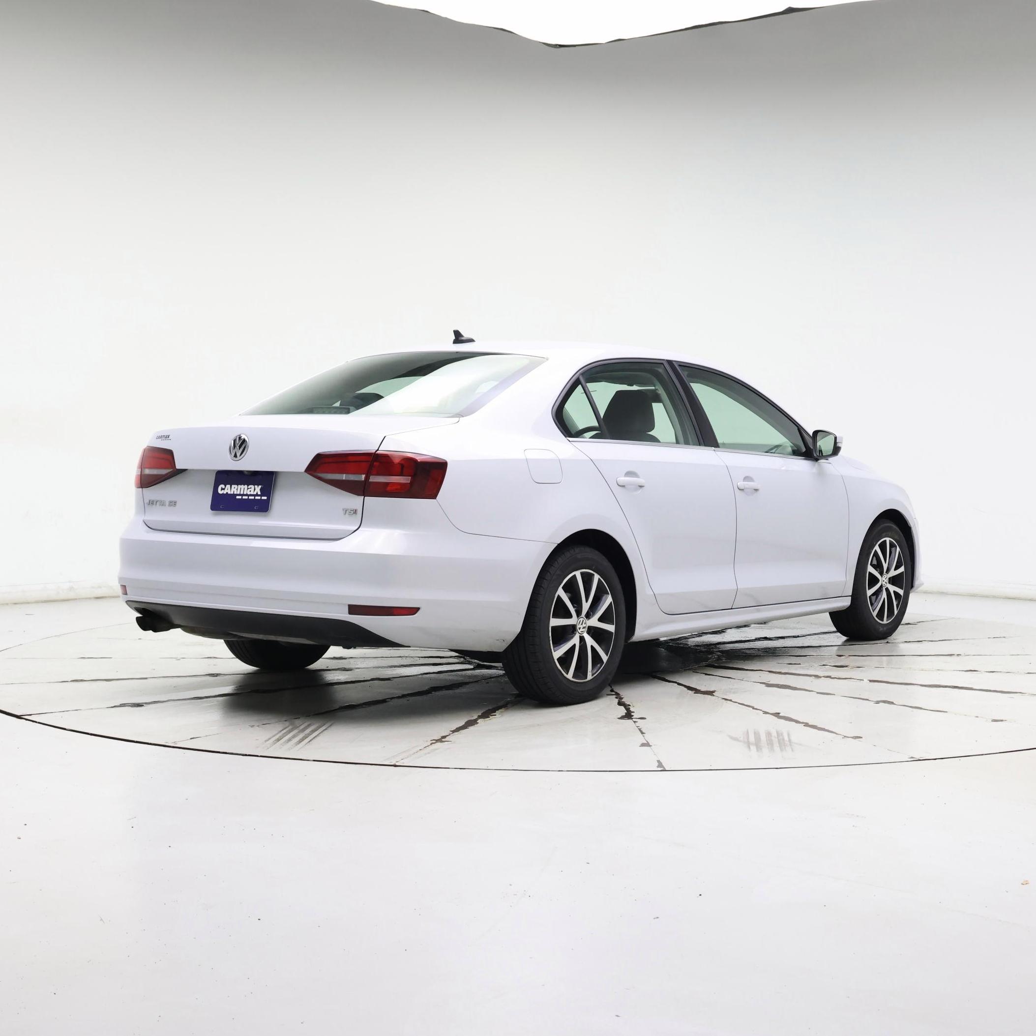 Thumbnail: 2017 Volkswagen Jetta - 8