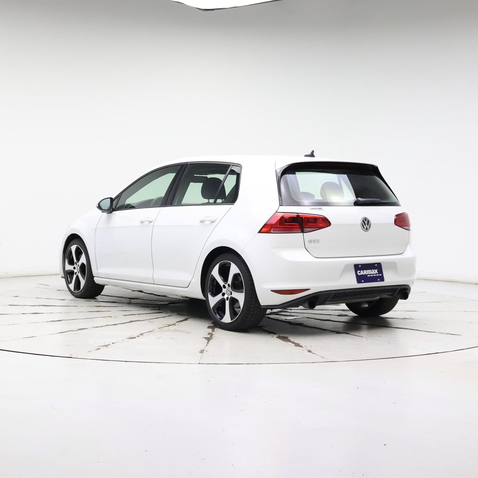 Thumbnail: 2017 Volkswagen Golf - 2