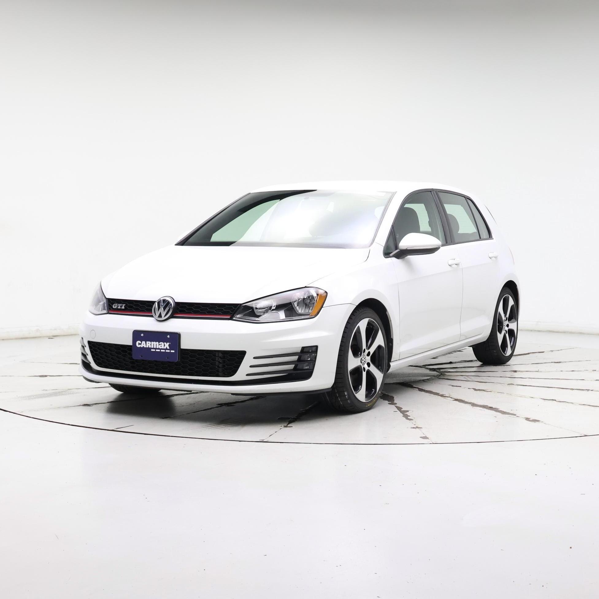 Thumbnail: 2017 Volkswagen Golf - 4