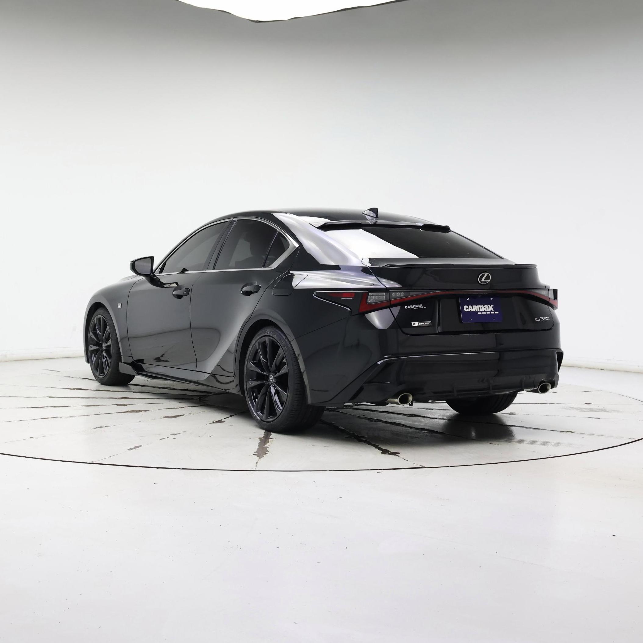 Thumbnail: 2022 Lexus IS - 2