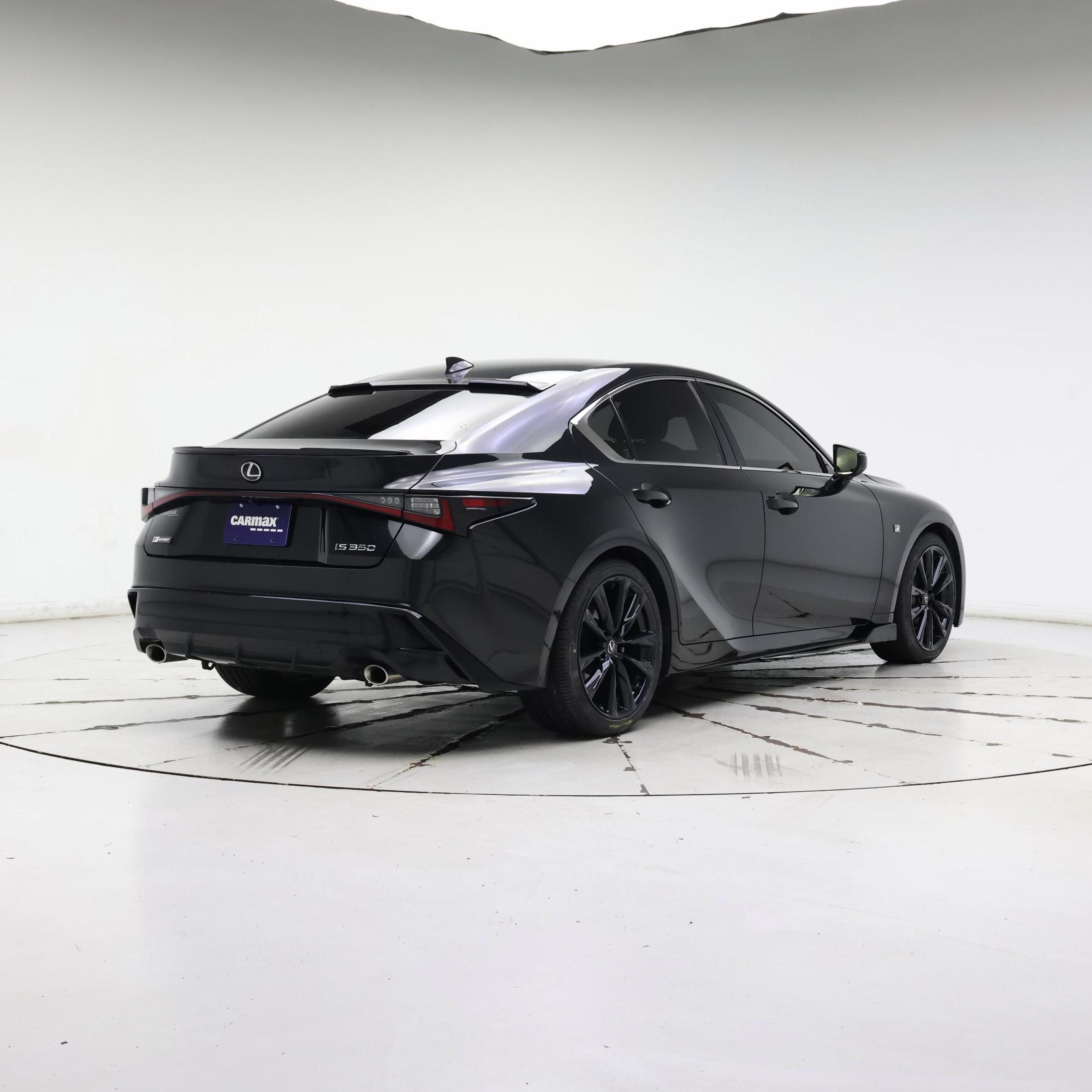 Thumbnail: 2022 Lexus IS - 8