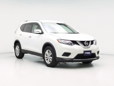 White 2016 Nissan Rogue SV