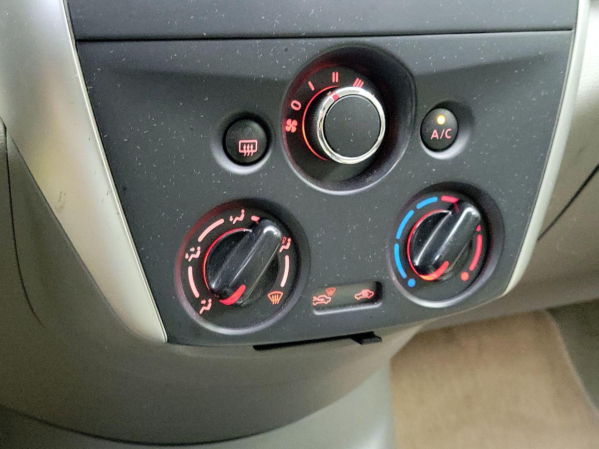 Thumbnail: 2015 Nissan Versa - 15