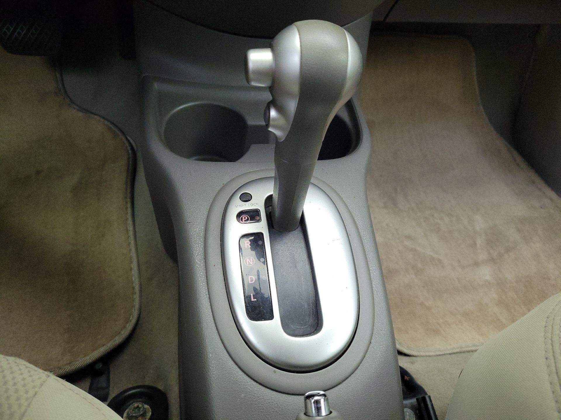 Thumbnail: 2015 Nissan Versa - 16