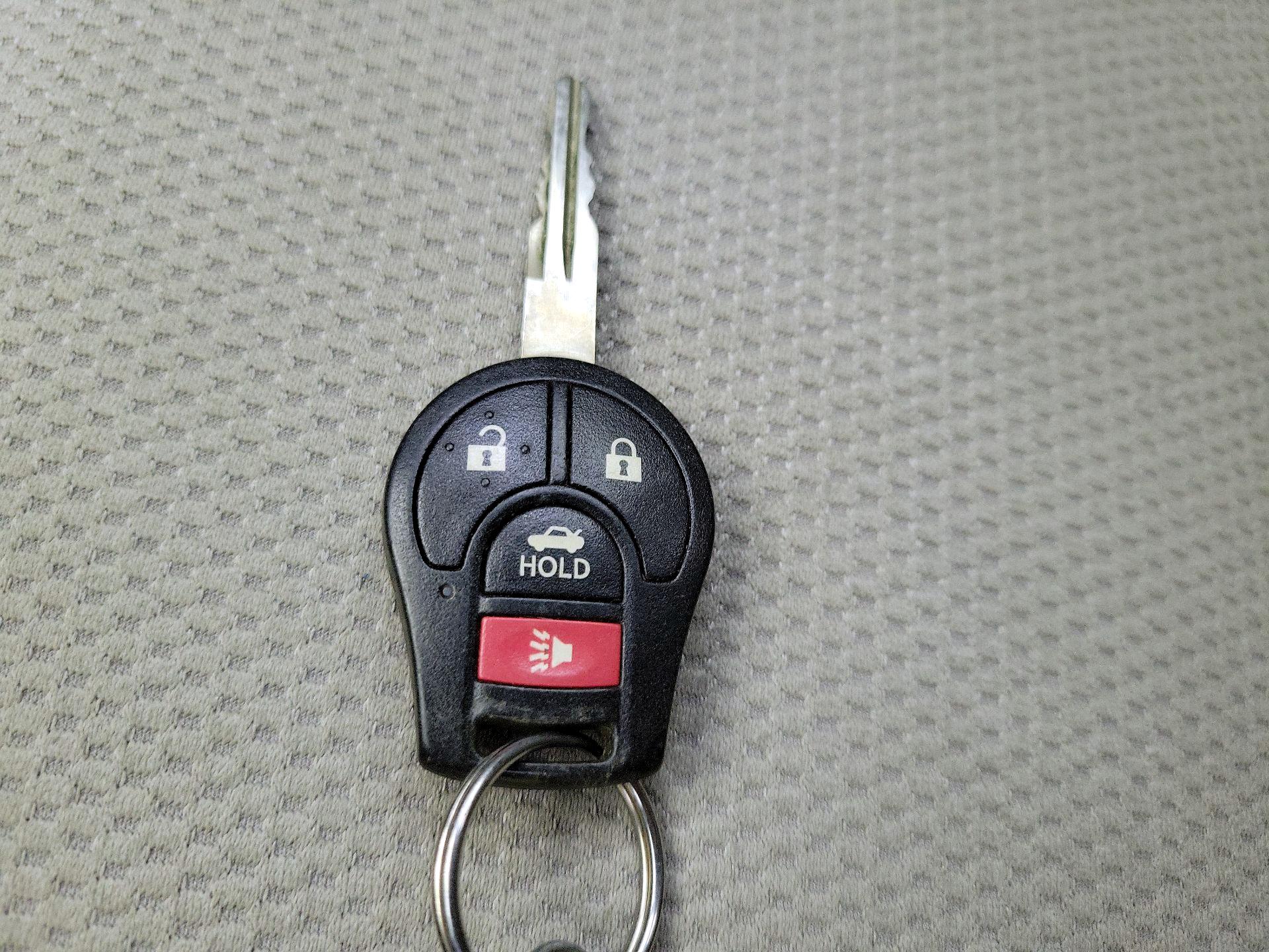 Thumbnail: 2015 Nissan Versa - 20