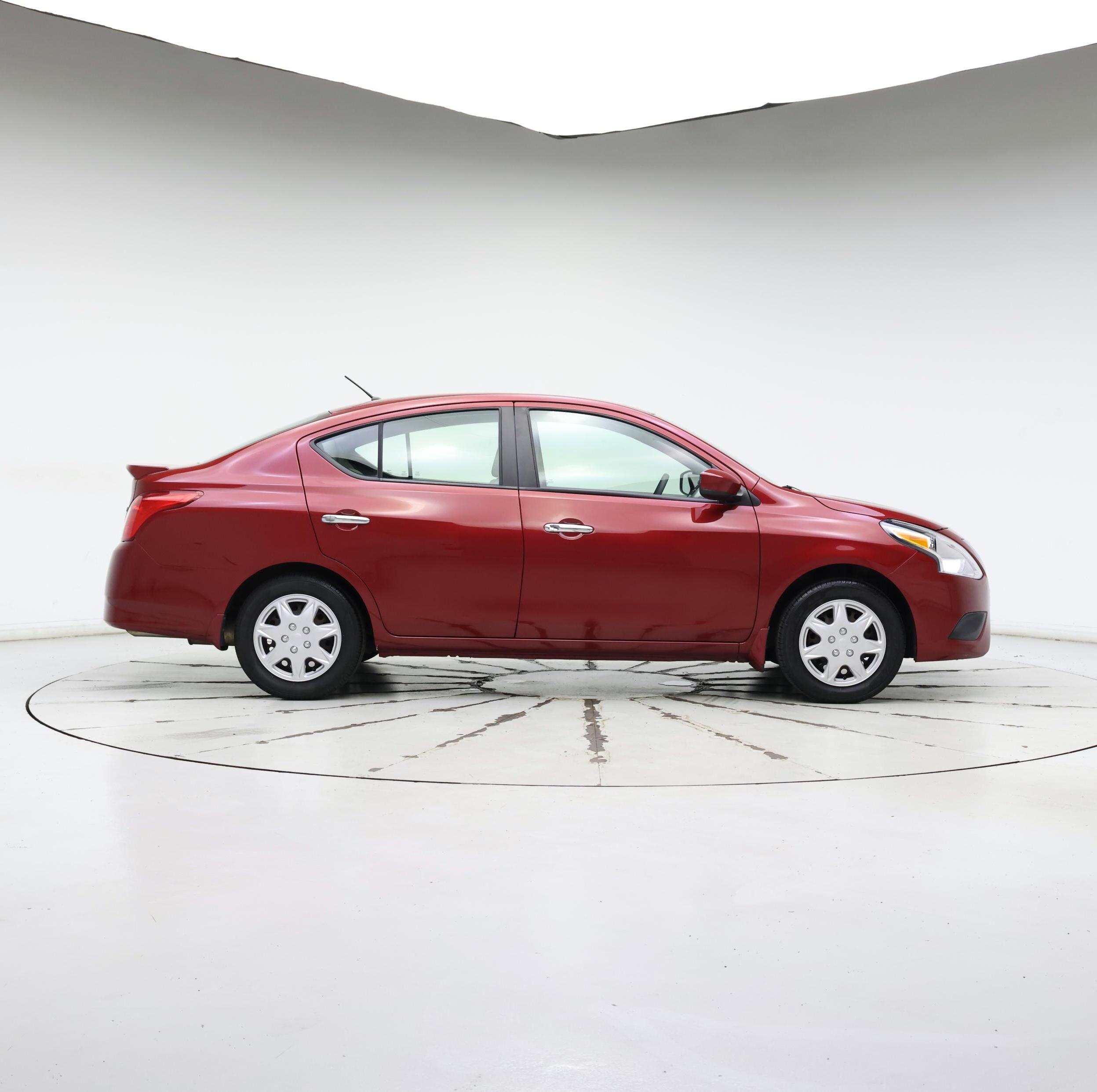 Thumbnail: 2015 Nissan Versa - 7