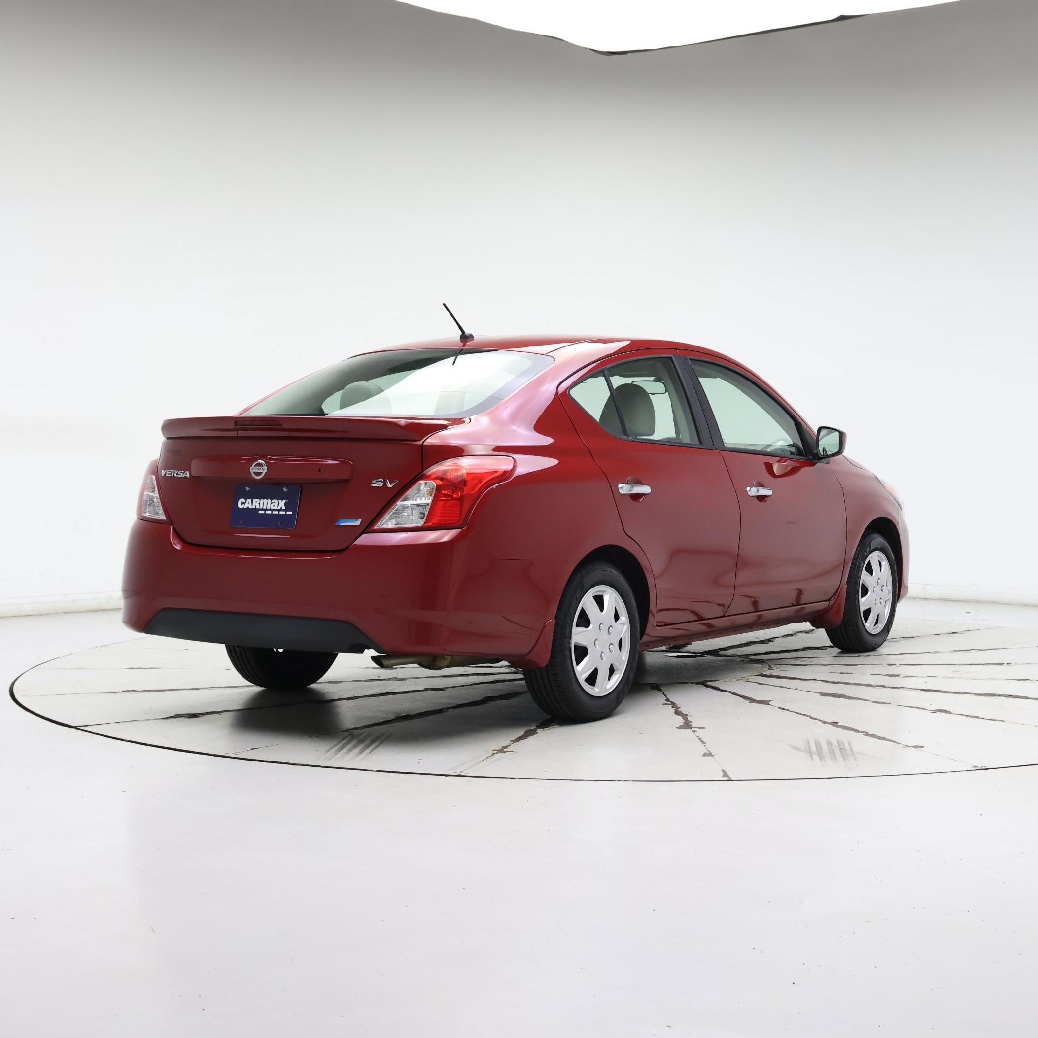 Thumbnail: 2015 Nissan Versa - 8