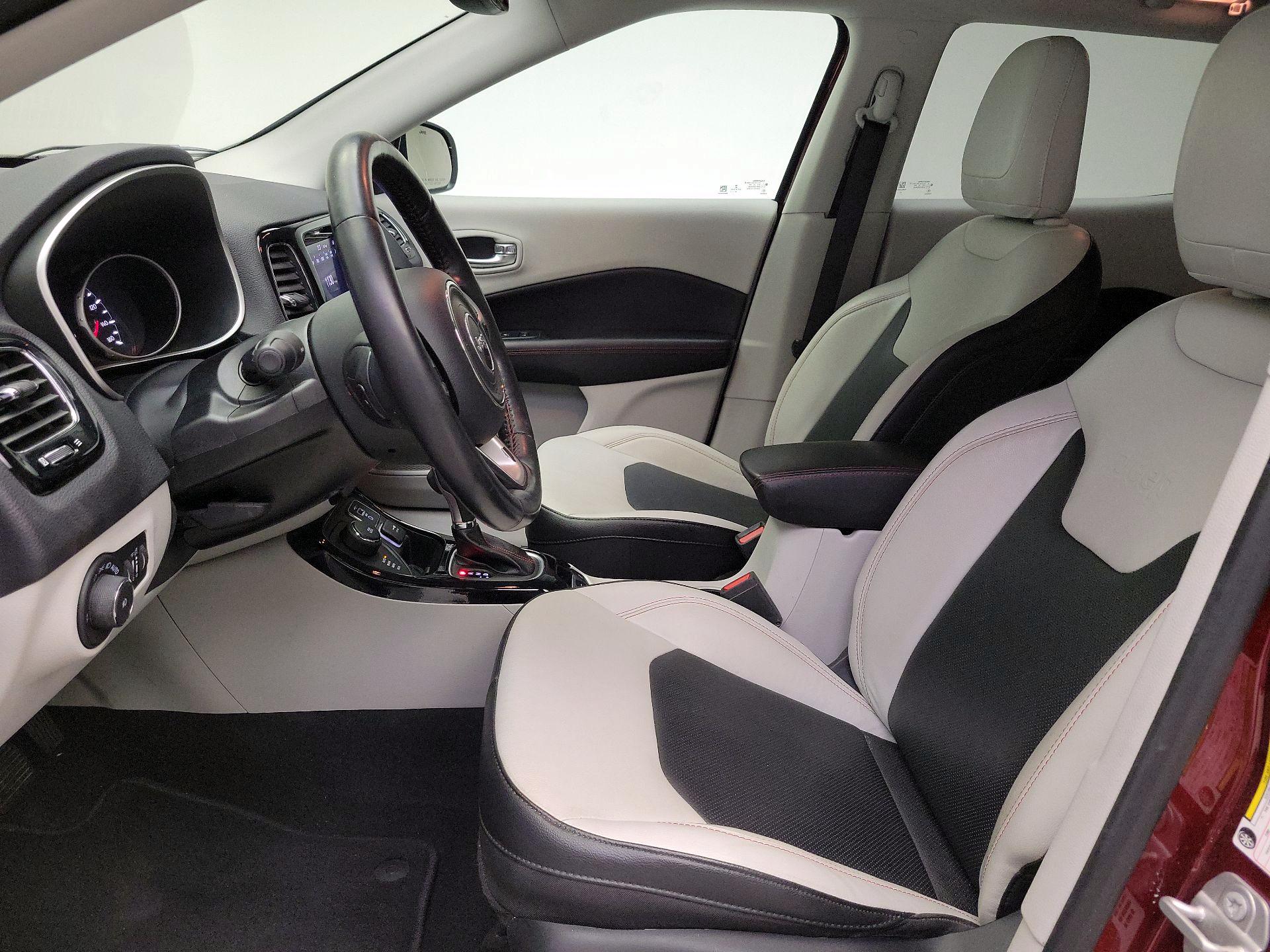 Thumbnail: 2021 Jeep Compass - 11