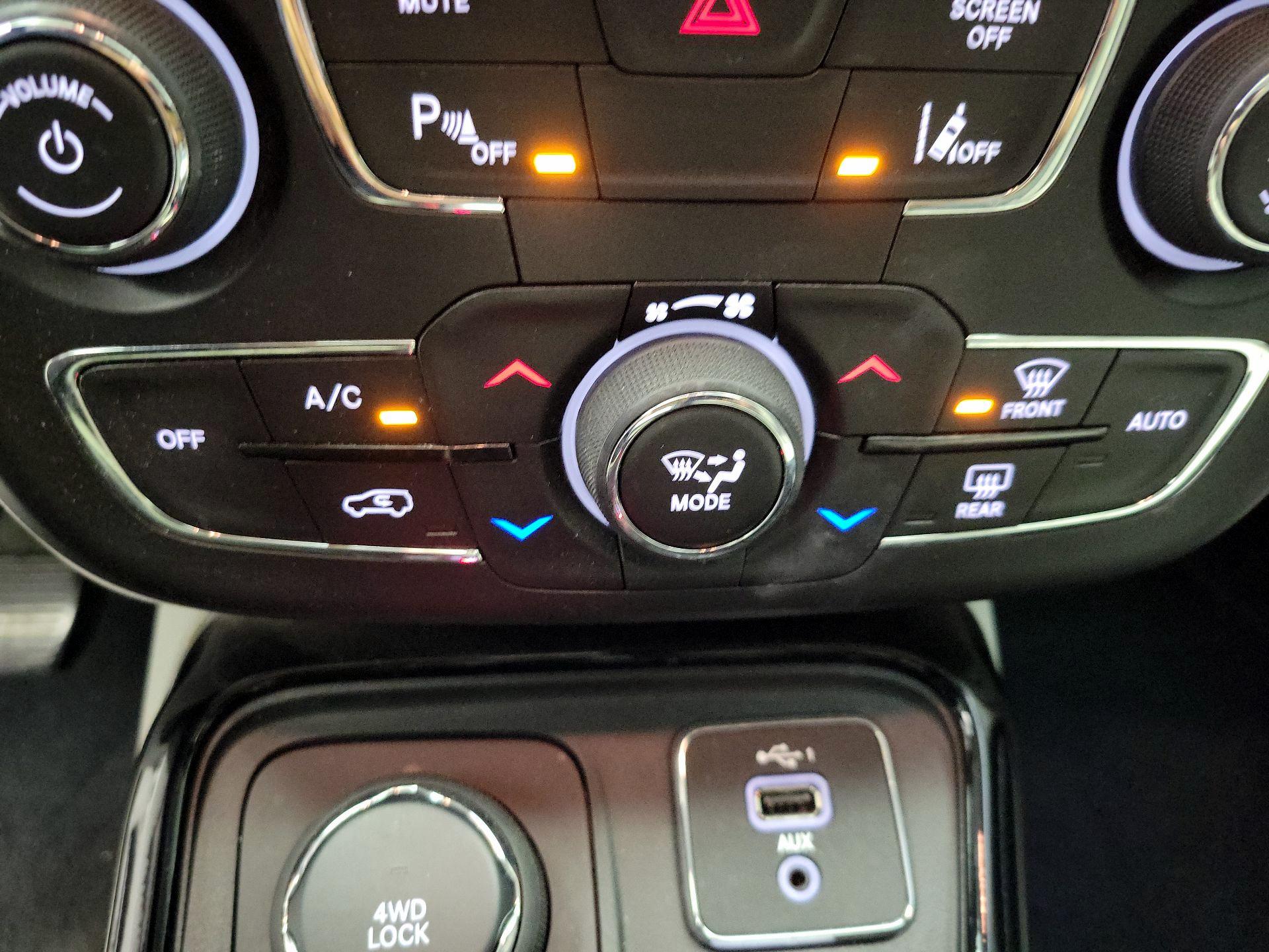Thumbnail: 2021 Jeep Compass - 15