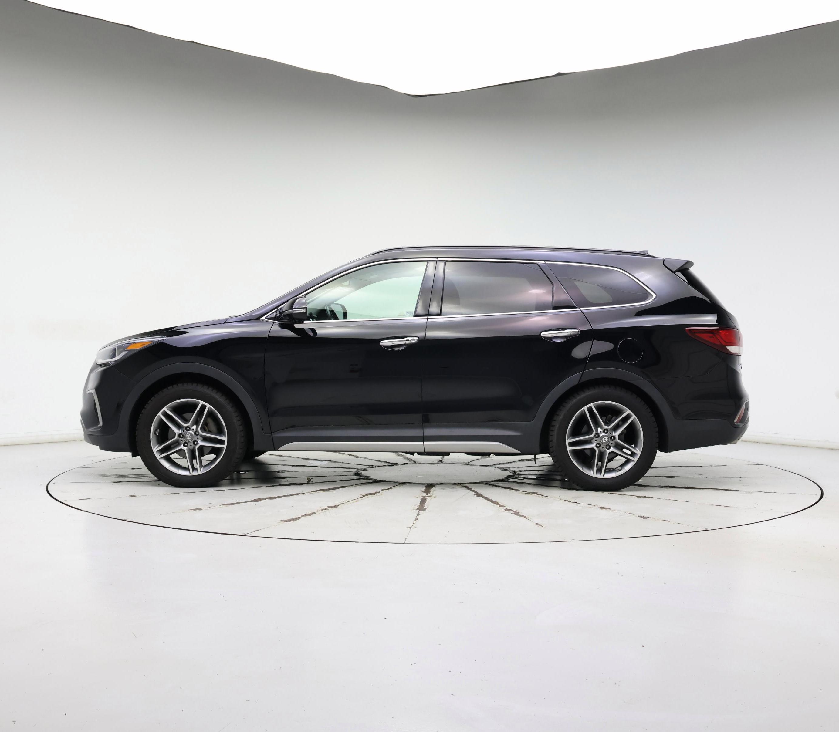 Thumbnail: 2019 Hyundai Santa Fe - 3