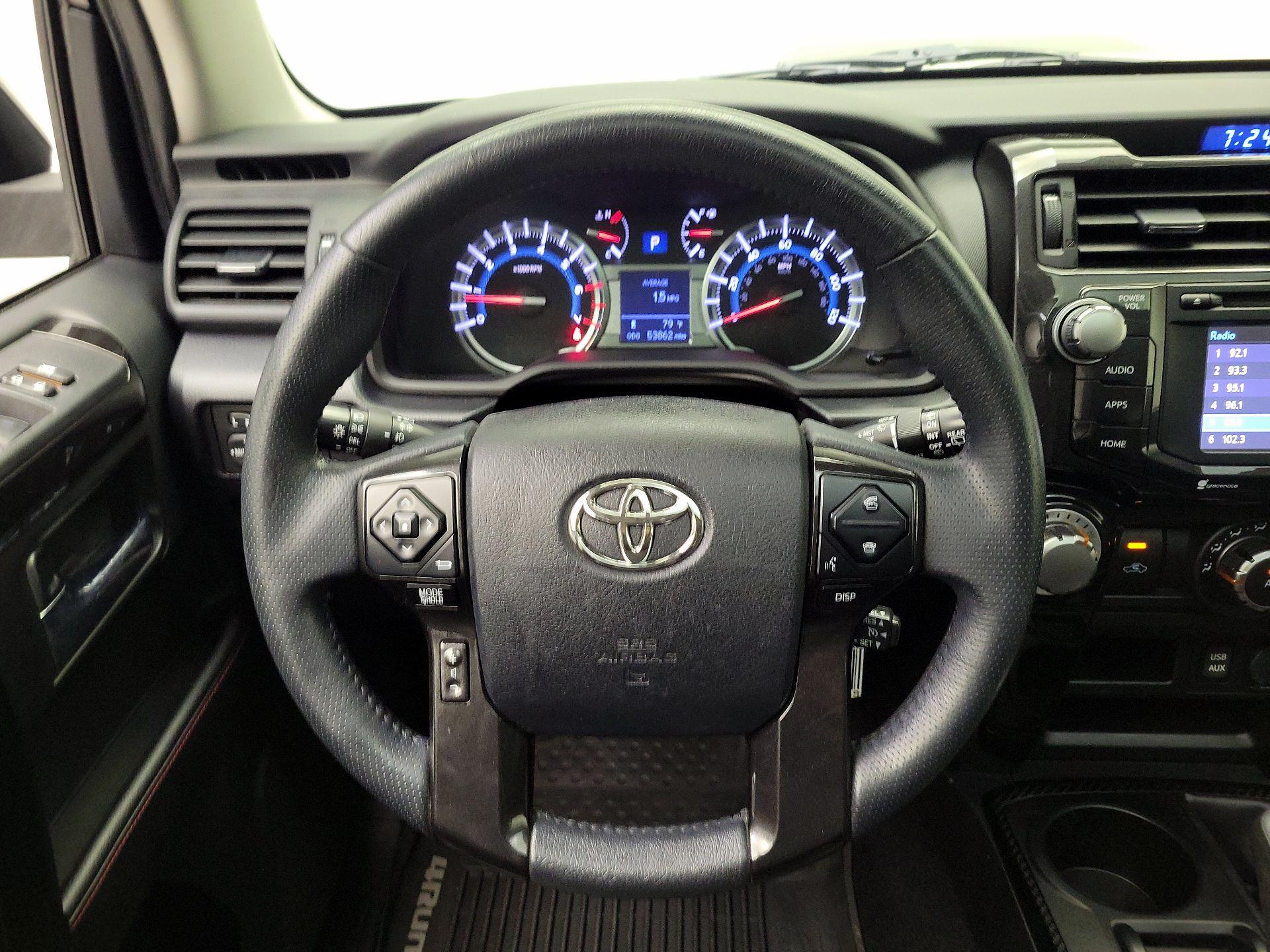 Thumbnail: 2019 Toyota 4Runner - 10