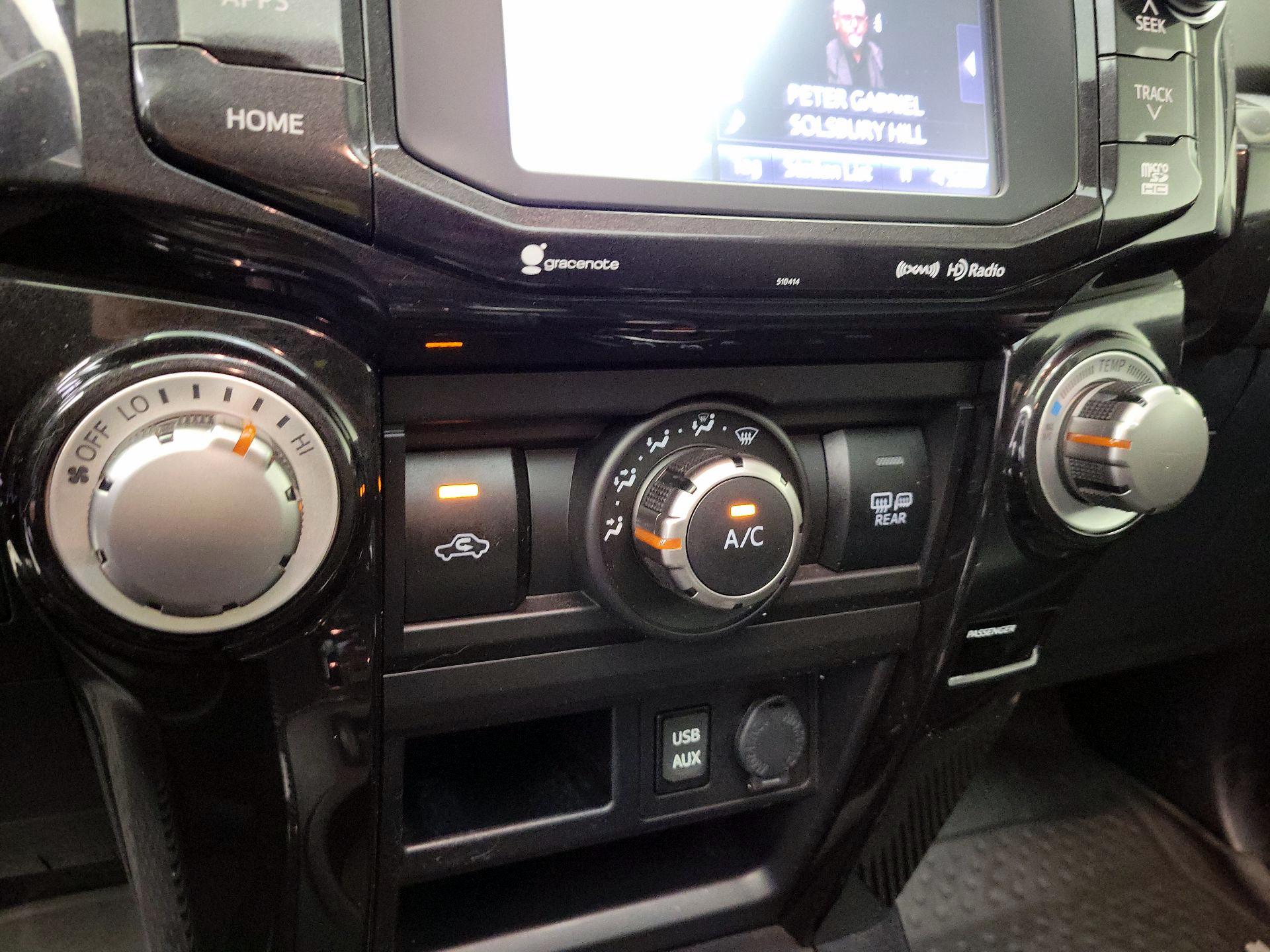 Thumbnail: 2019 Toyota 4Runner - 16