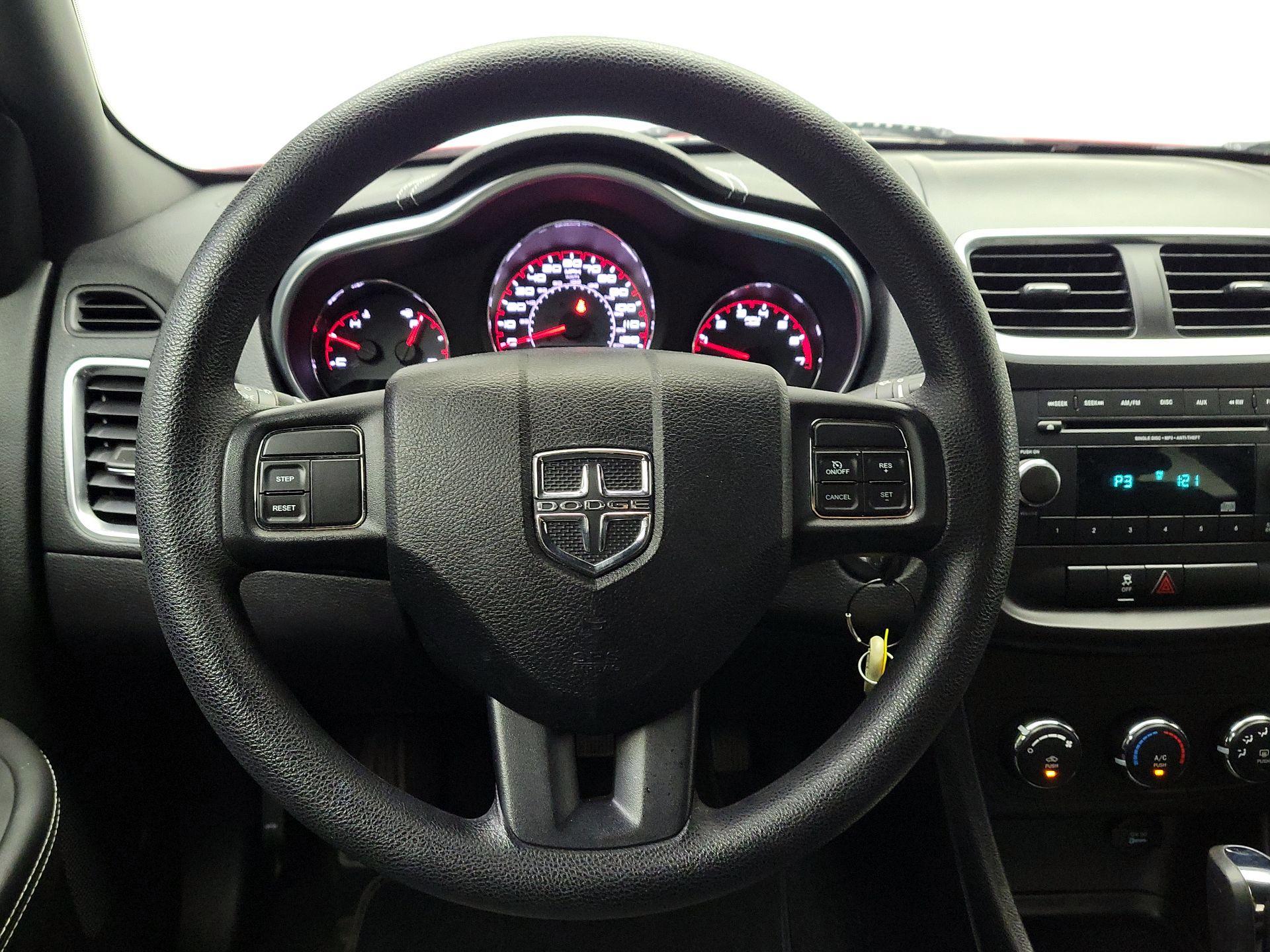 Thumbnail: 2014 Dodge Avenger - 10