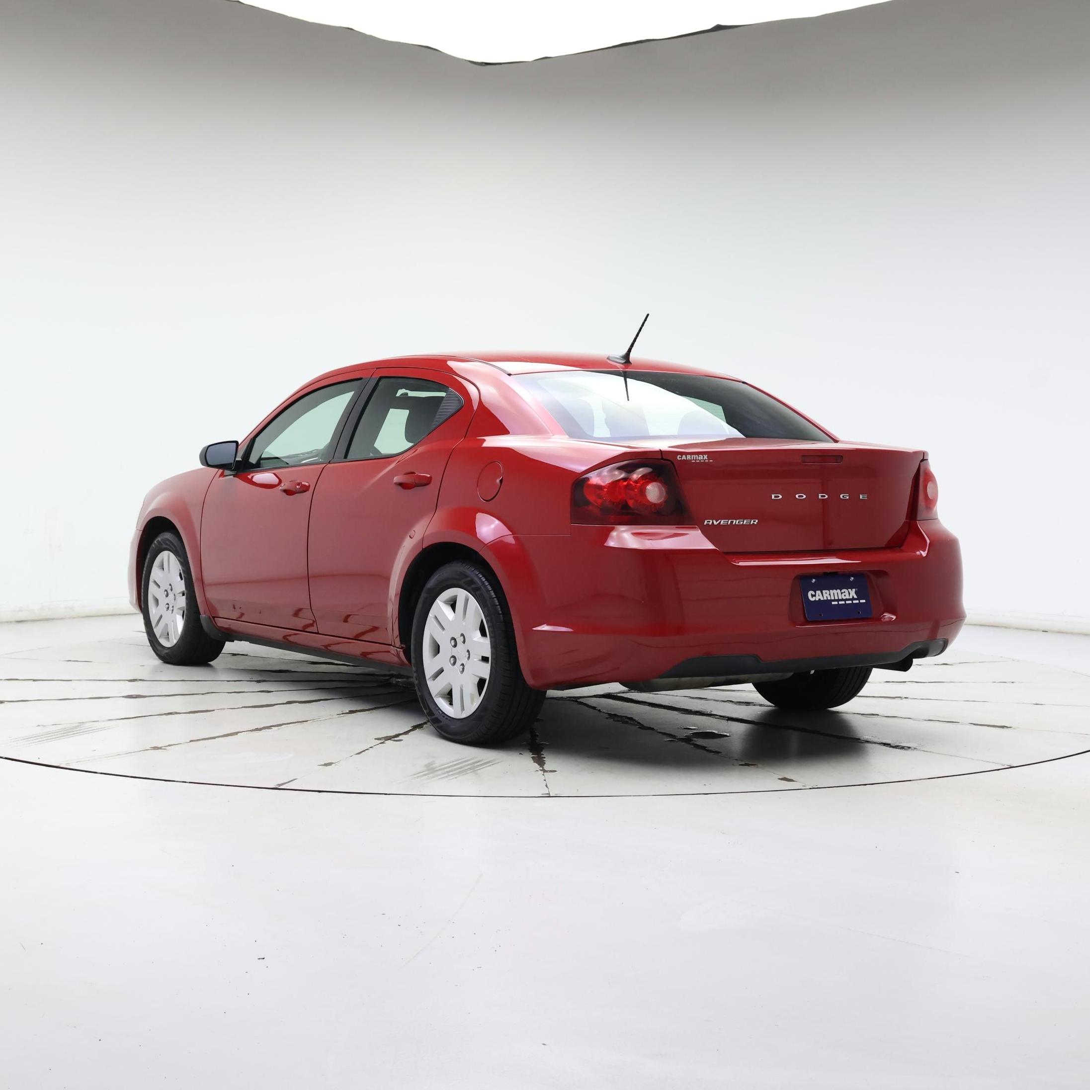 Thumbnail: 2014 Dodge Avenger - 2