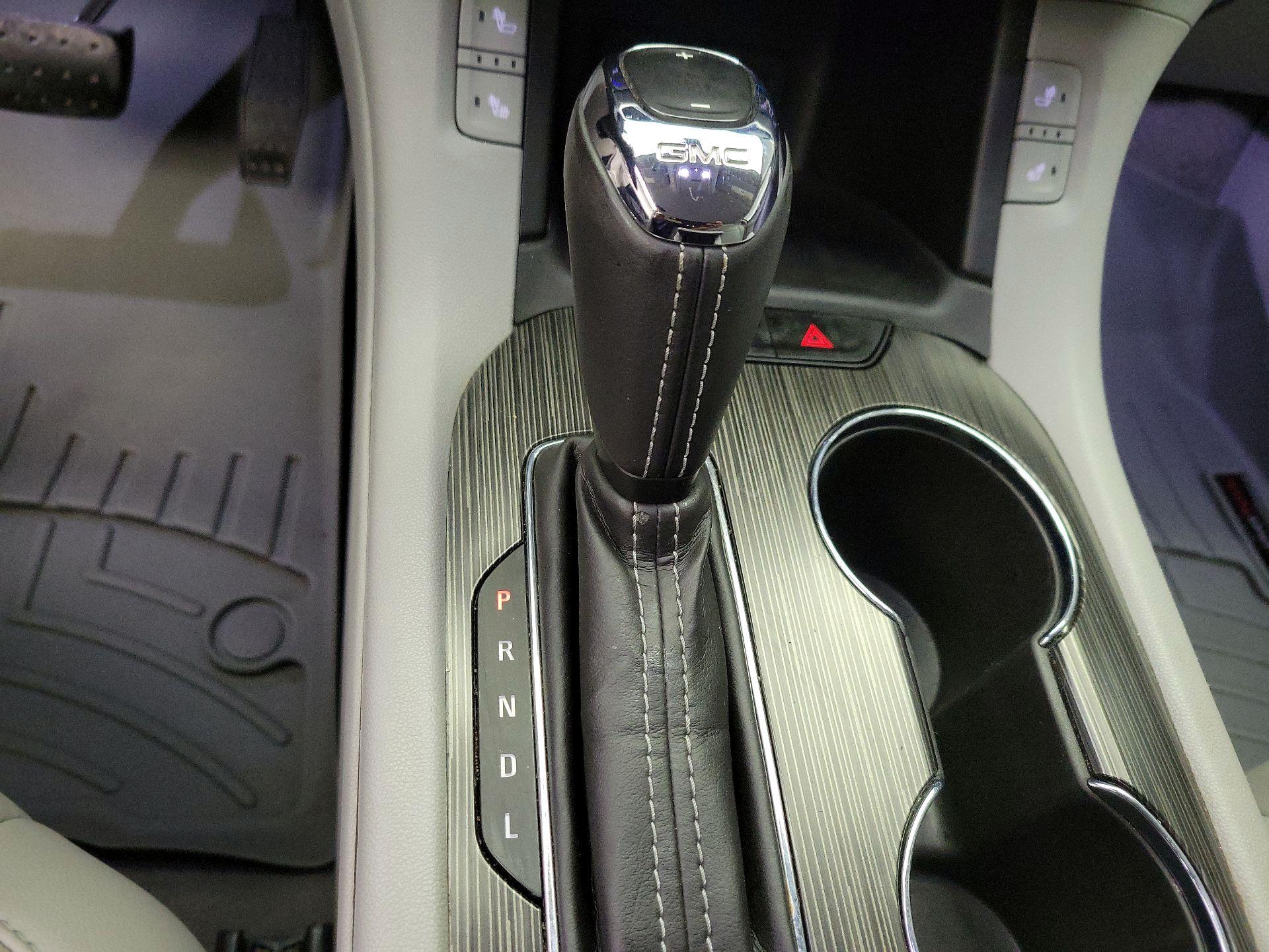Thumbnail: 2019 GMC Acadia - 16