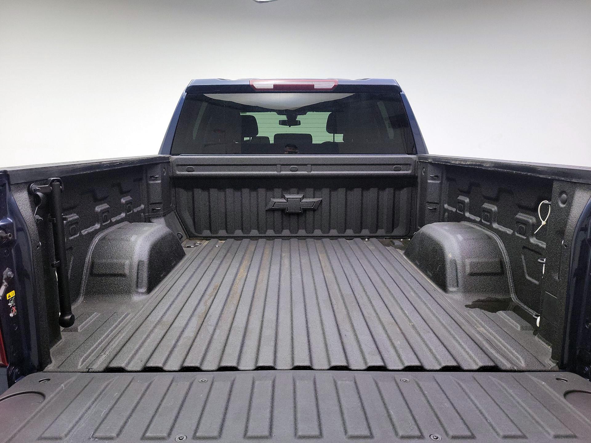 Thumbnail: 2021 Chevrolet Silverado 1500 - 20