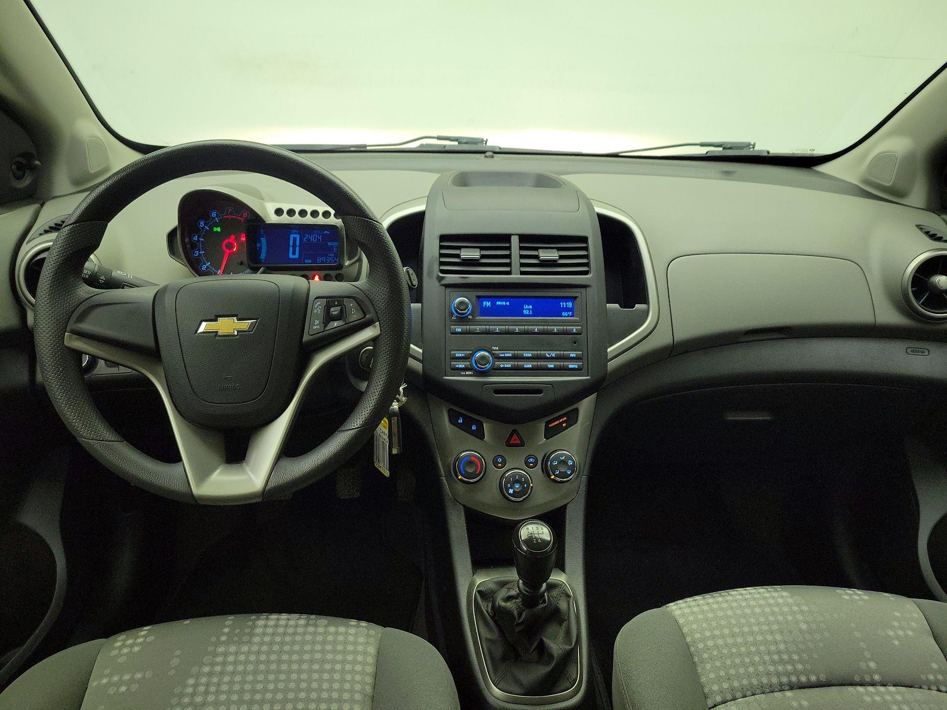 Thumbnail: 2016 Chevrolet Sonic - 9