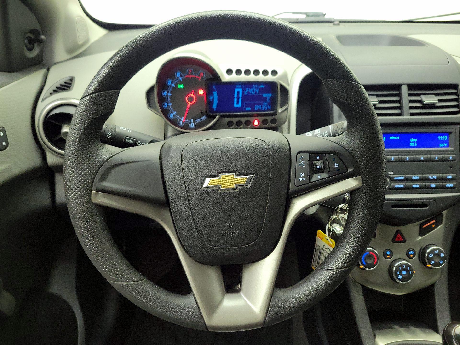 Thumbnail: 2016 Chevrolet Sonic - 10