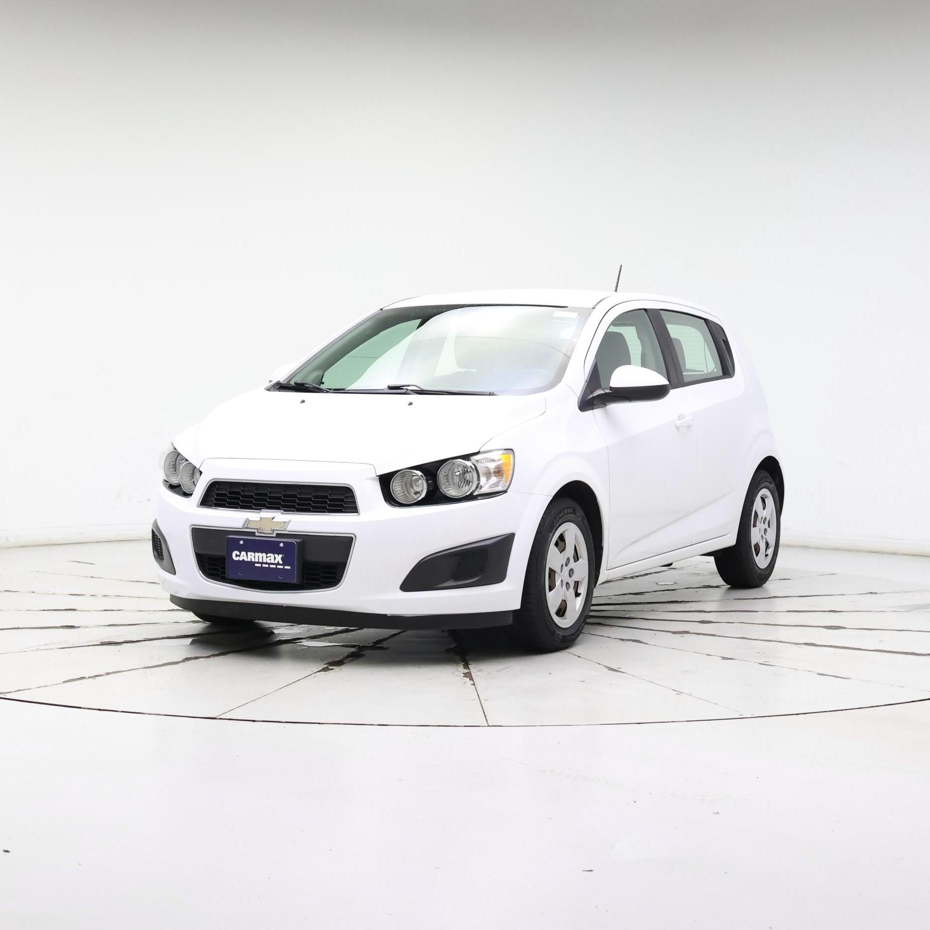 Thumbnail: 2016 Chevrolet Sonic - 4