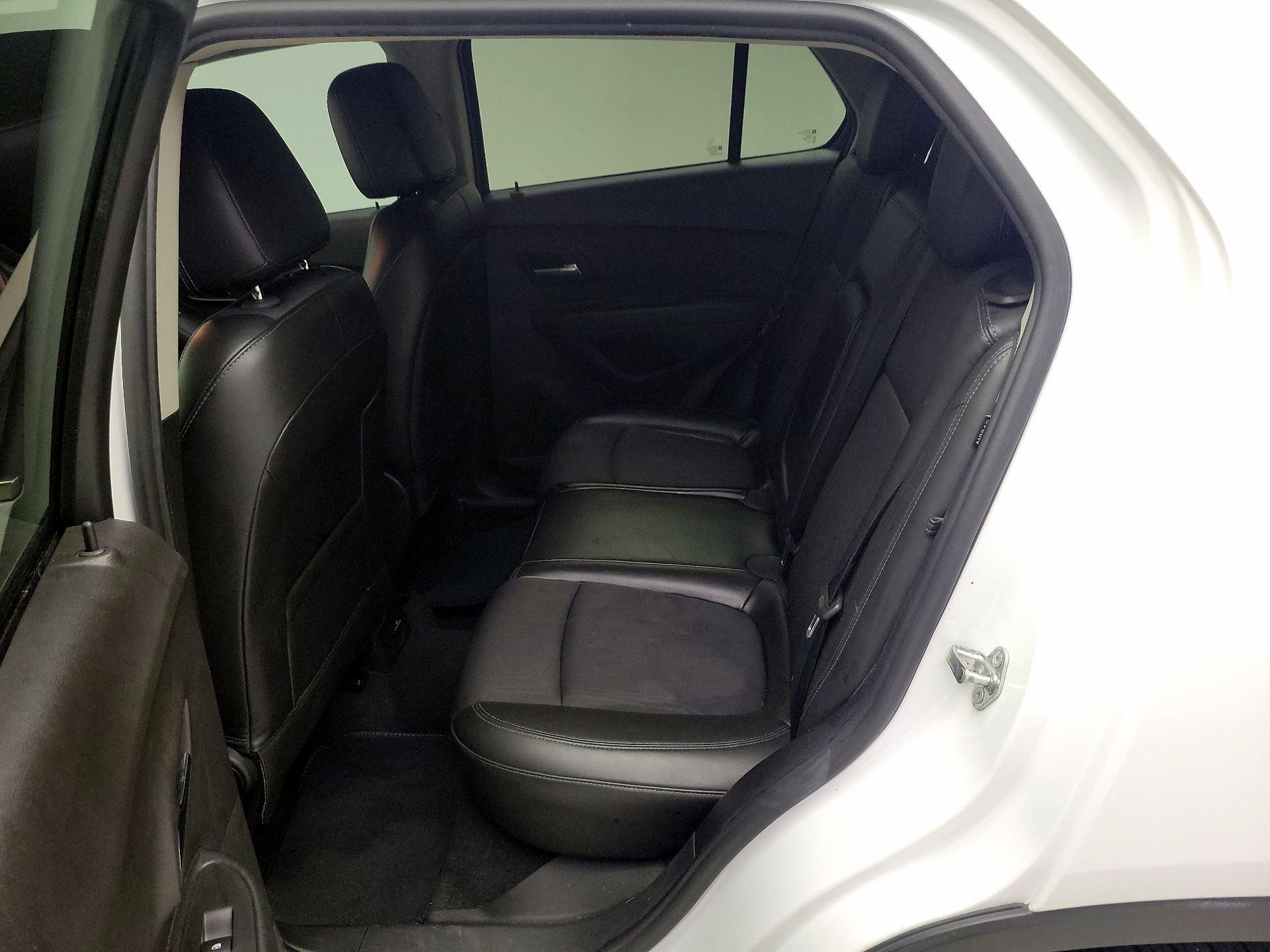 Thumbnail: 2016 Chevrolet Trax - 18