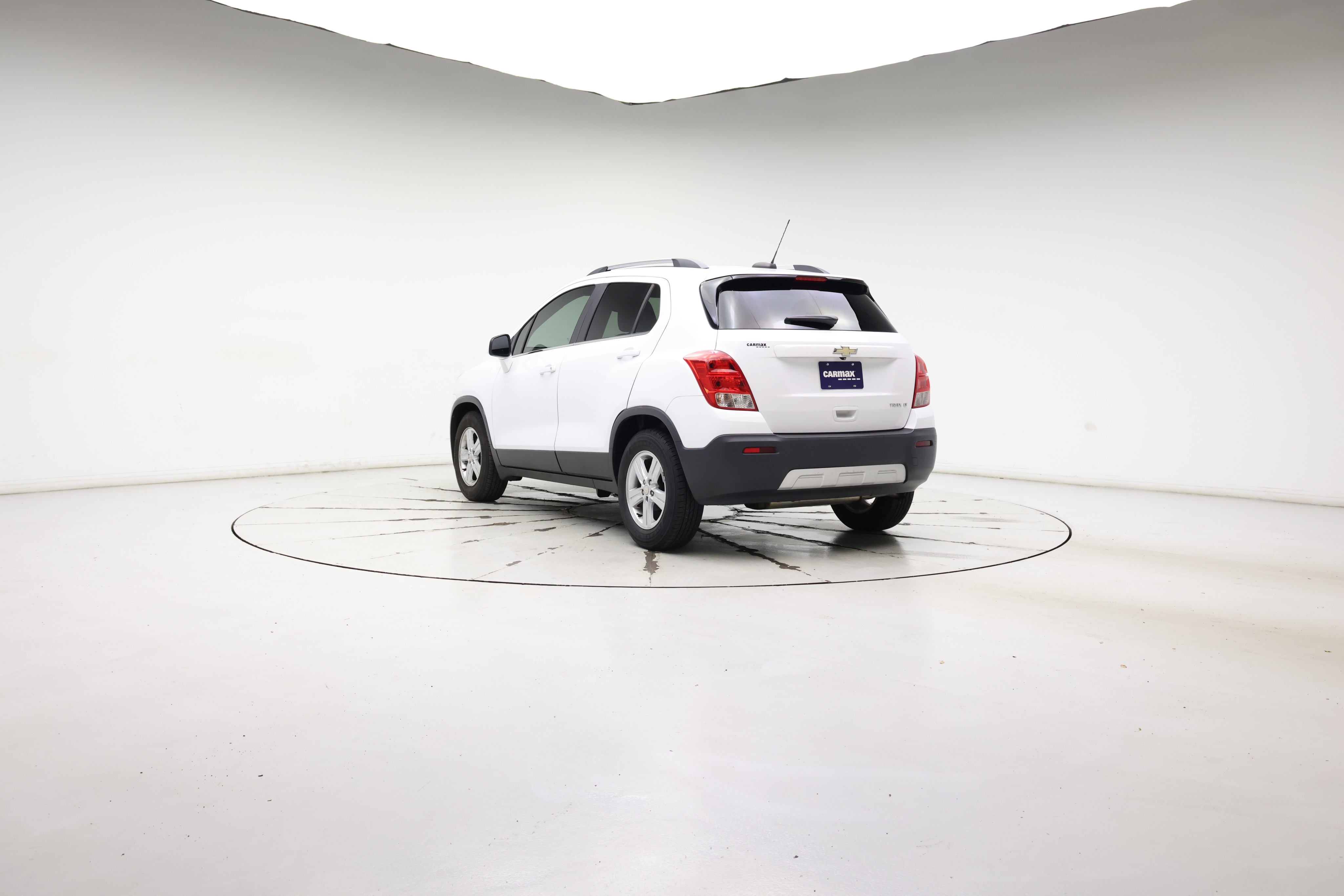 Thumbnail: 2016 Chevrolet Trax - 2
