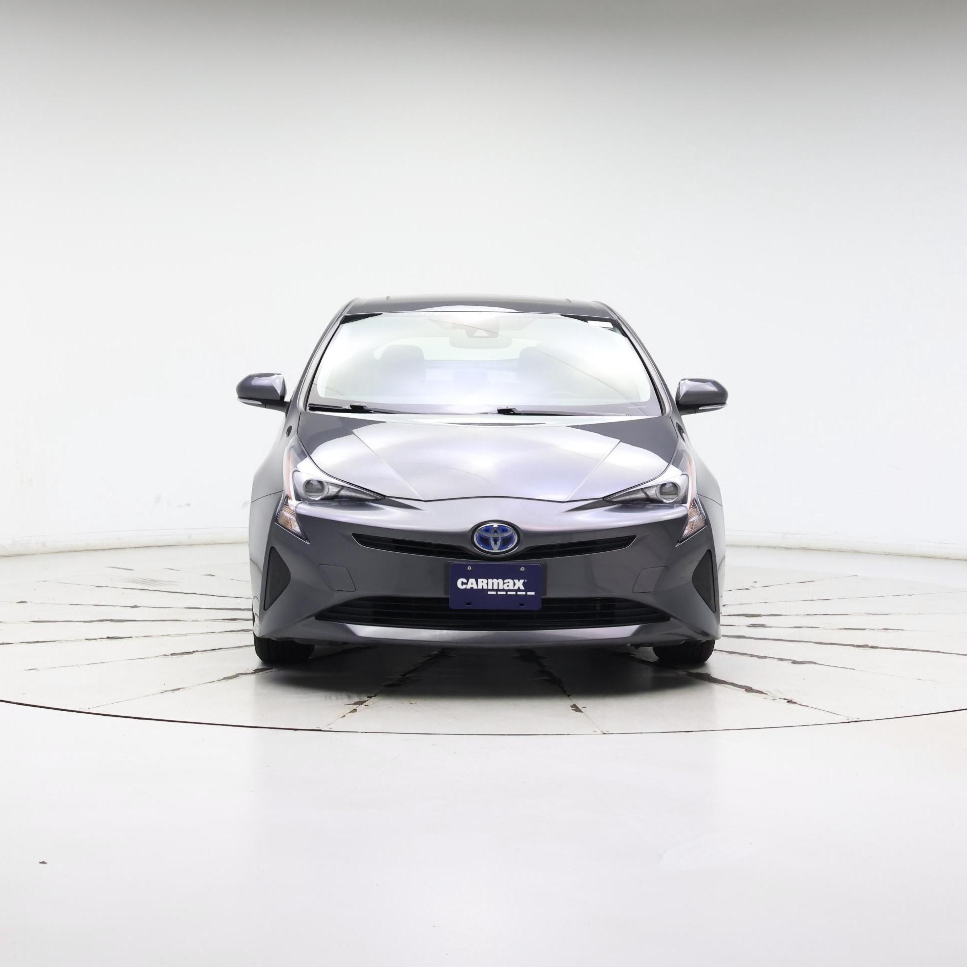 Thumbnail: 2016 Toyota Prius - 5