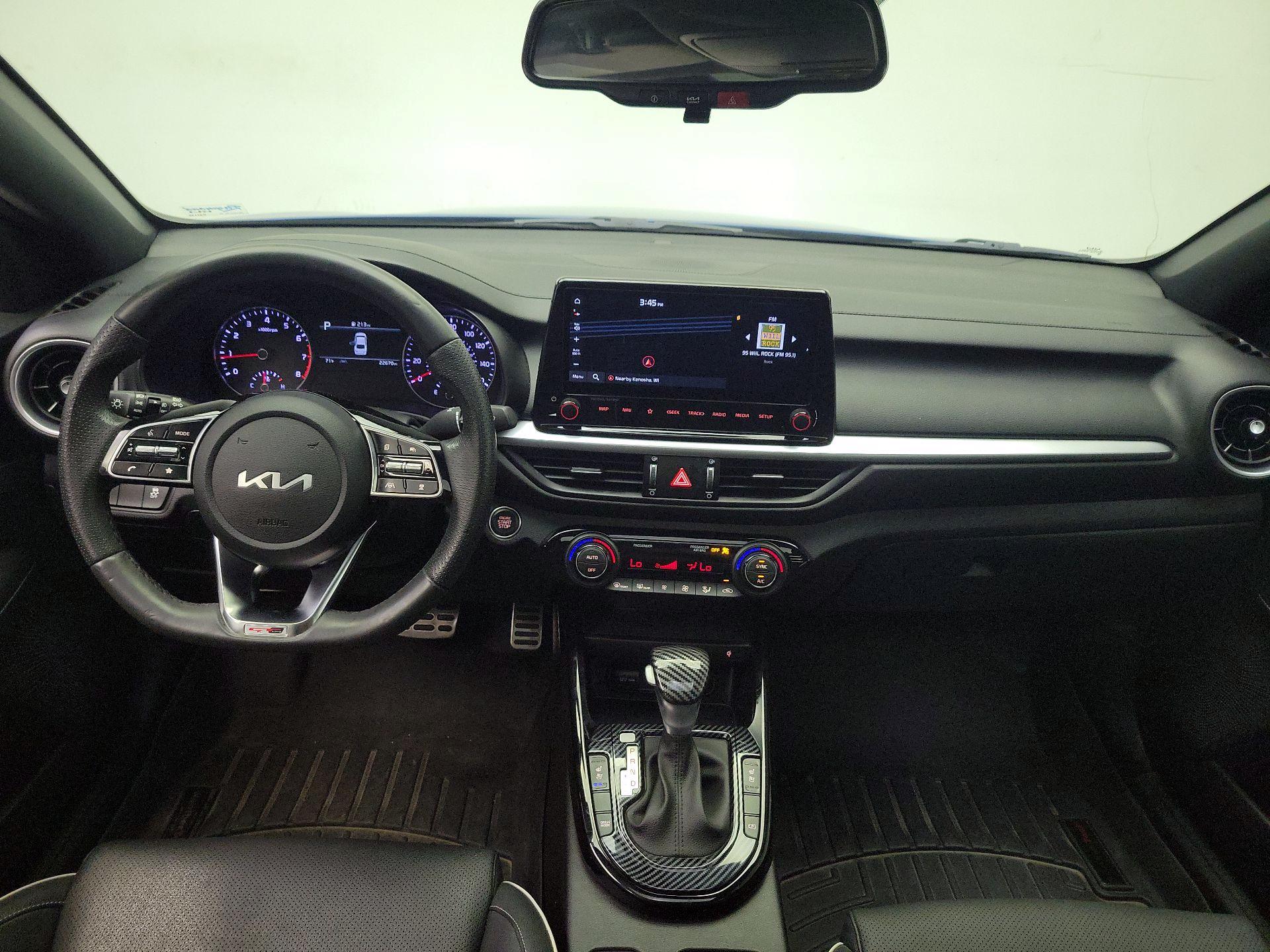 Thumbnail: 2023 Kia Forte - 9