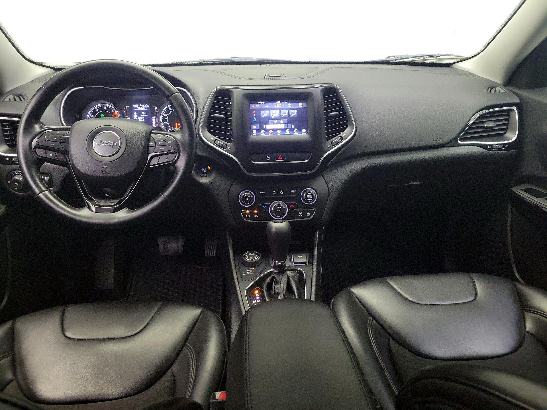 Thumbnail: 2020 Jeep Cherokee - 9