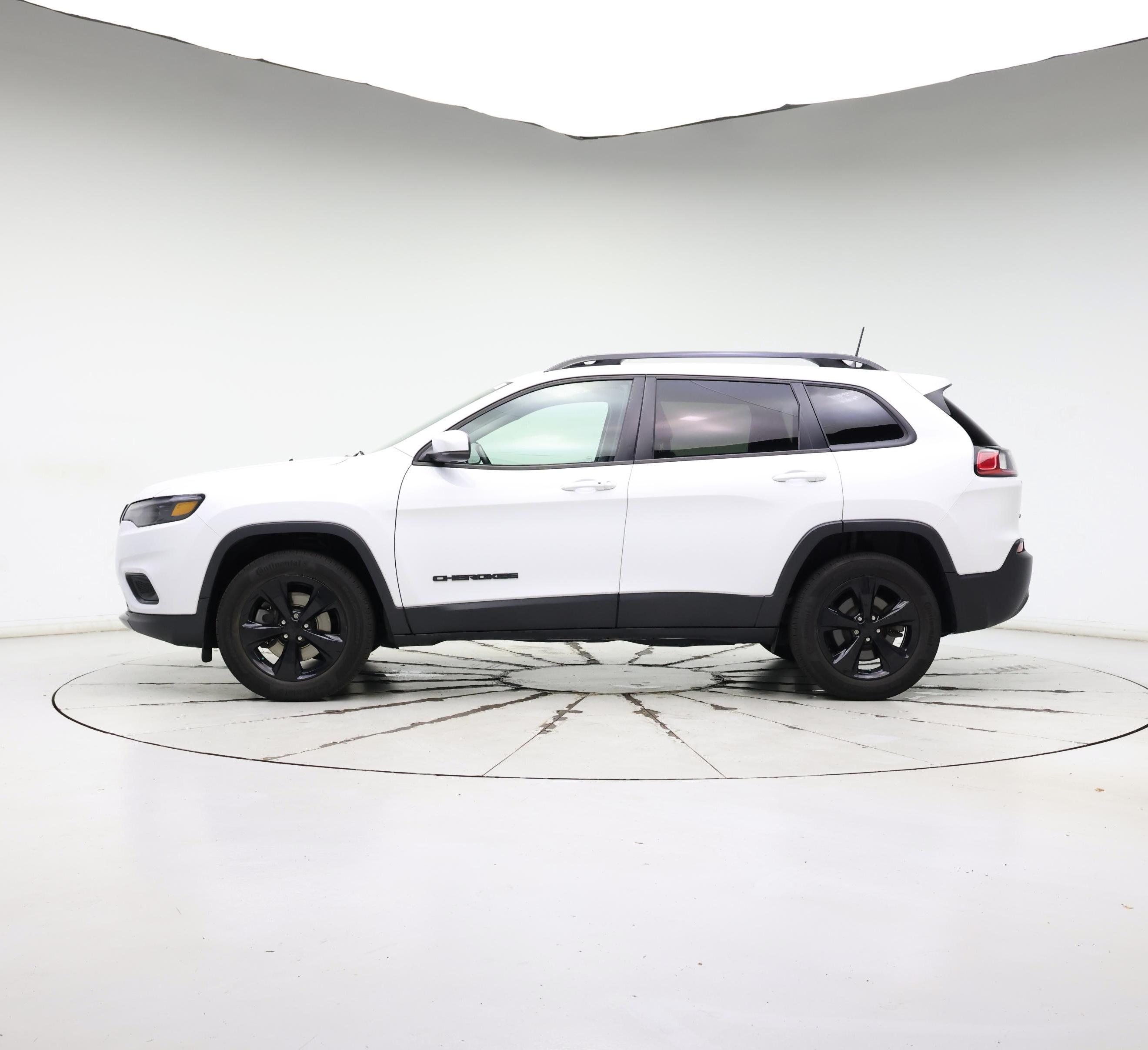 Thumbnail: 2020 Jeep Cherokee - 3