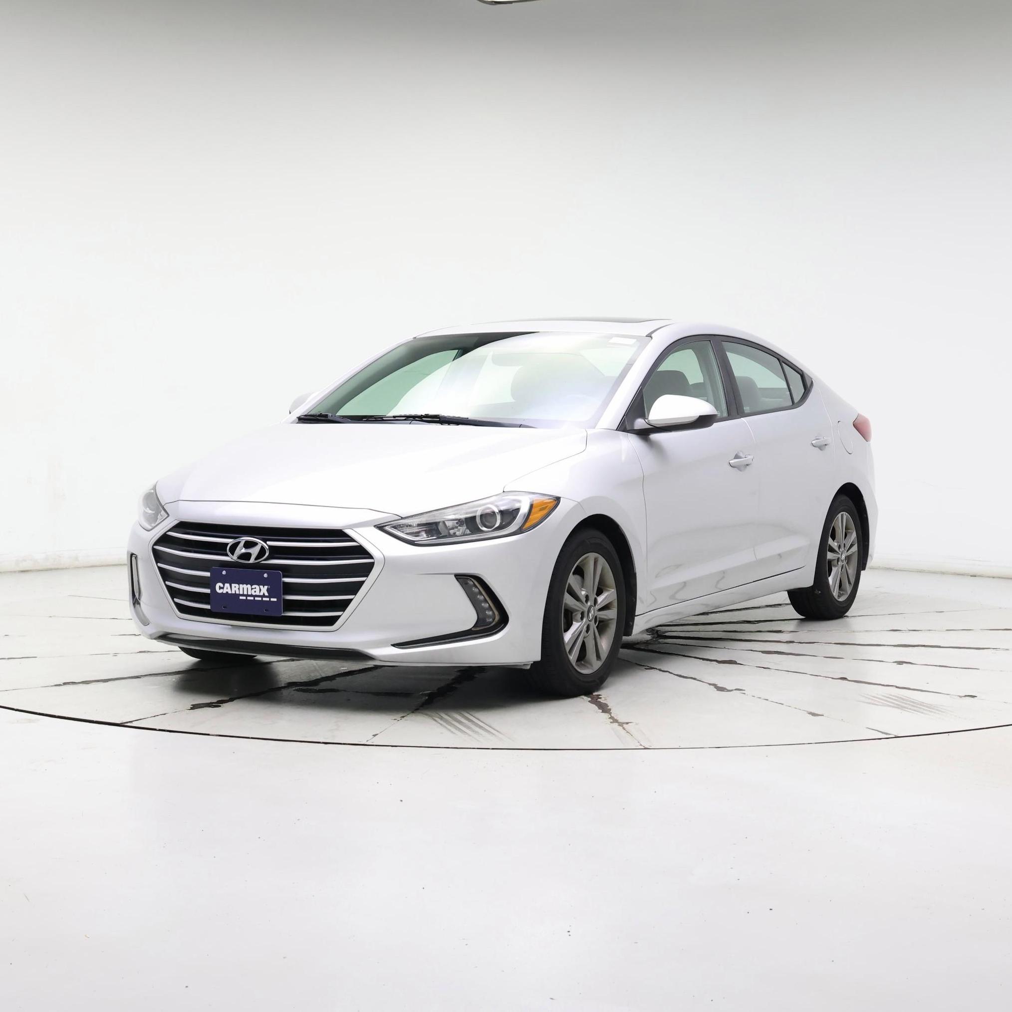 Thumbnail: 2018 Hyundai Elantra - 4