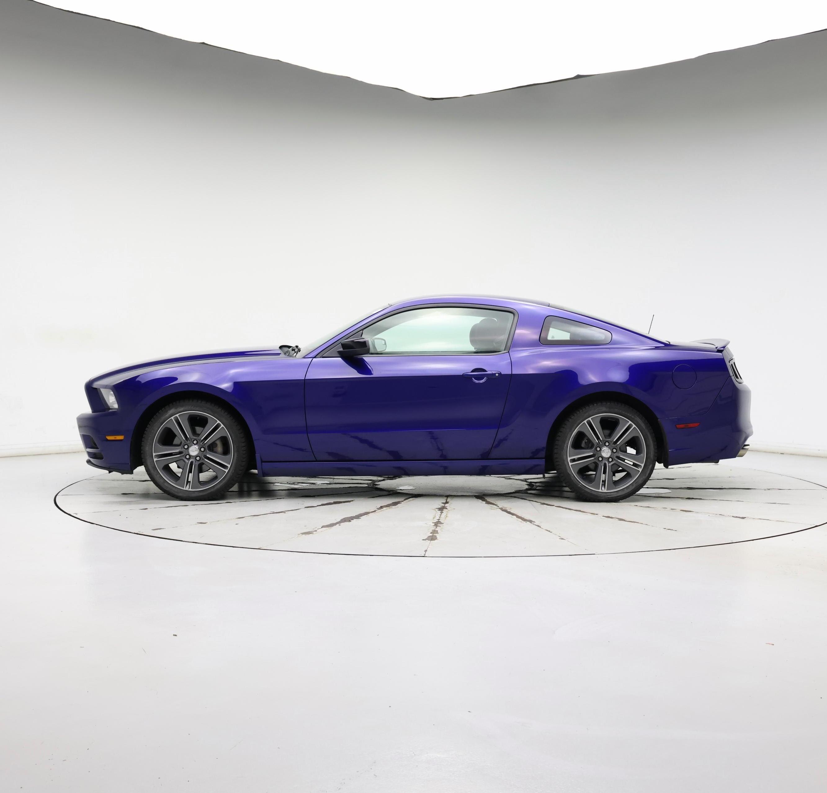 Thumbnail: 2014 Ford Mustang - 3
