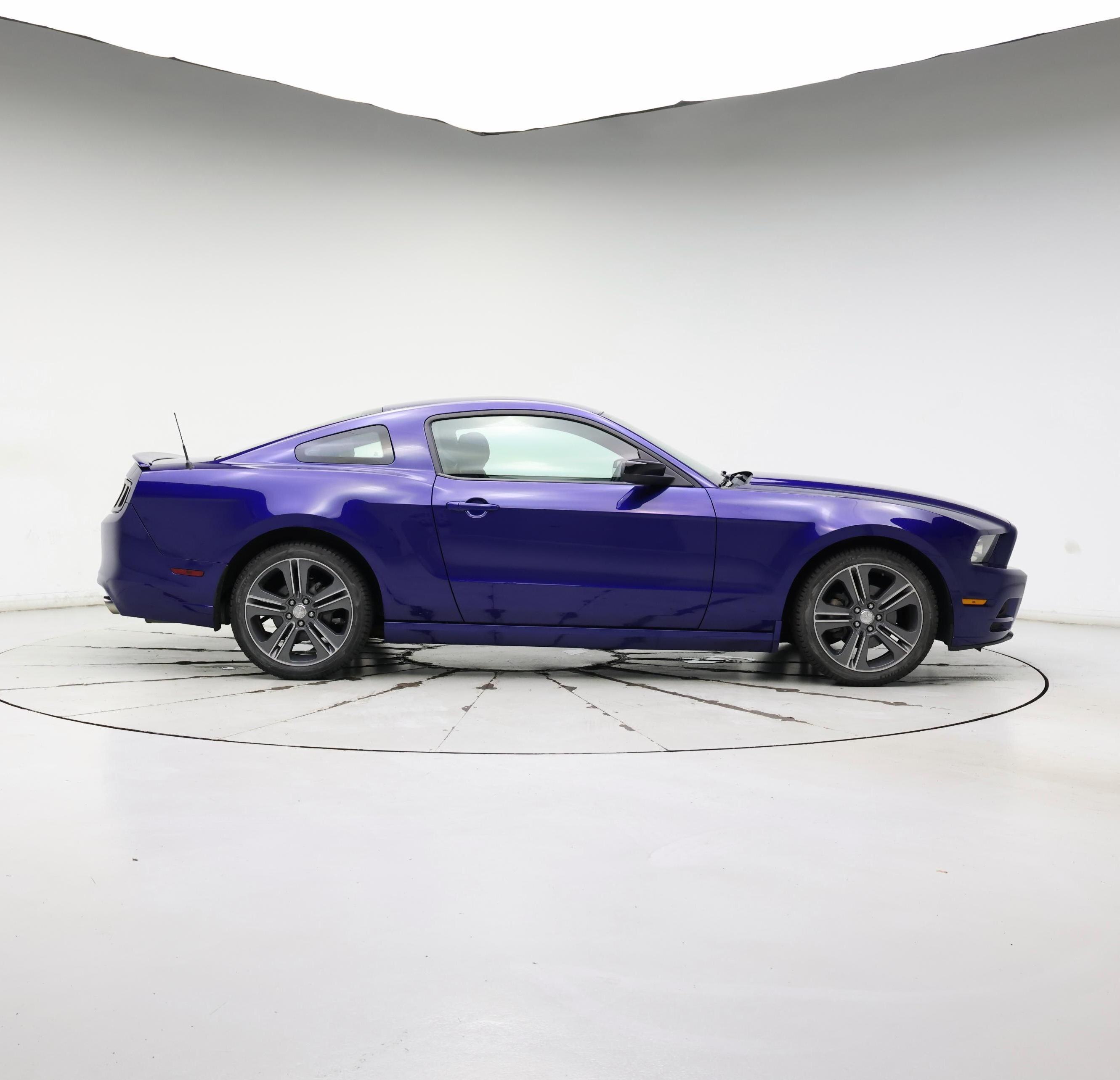 Thumbnail: 2014 Ford Mustang - 7