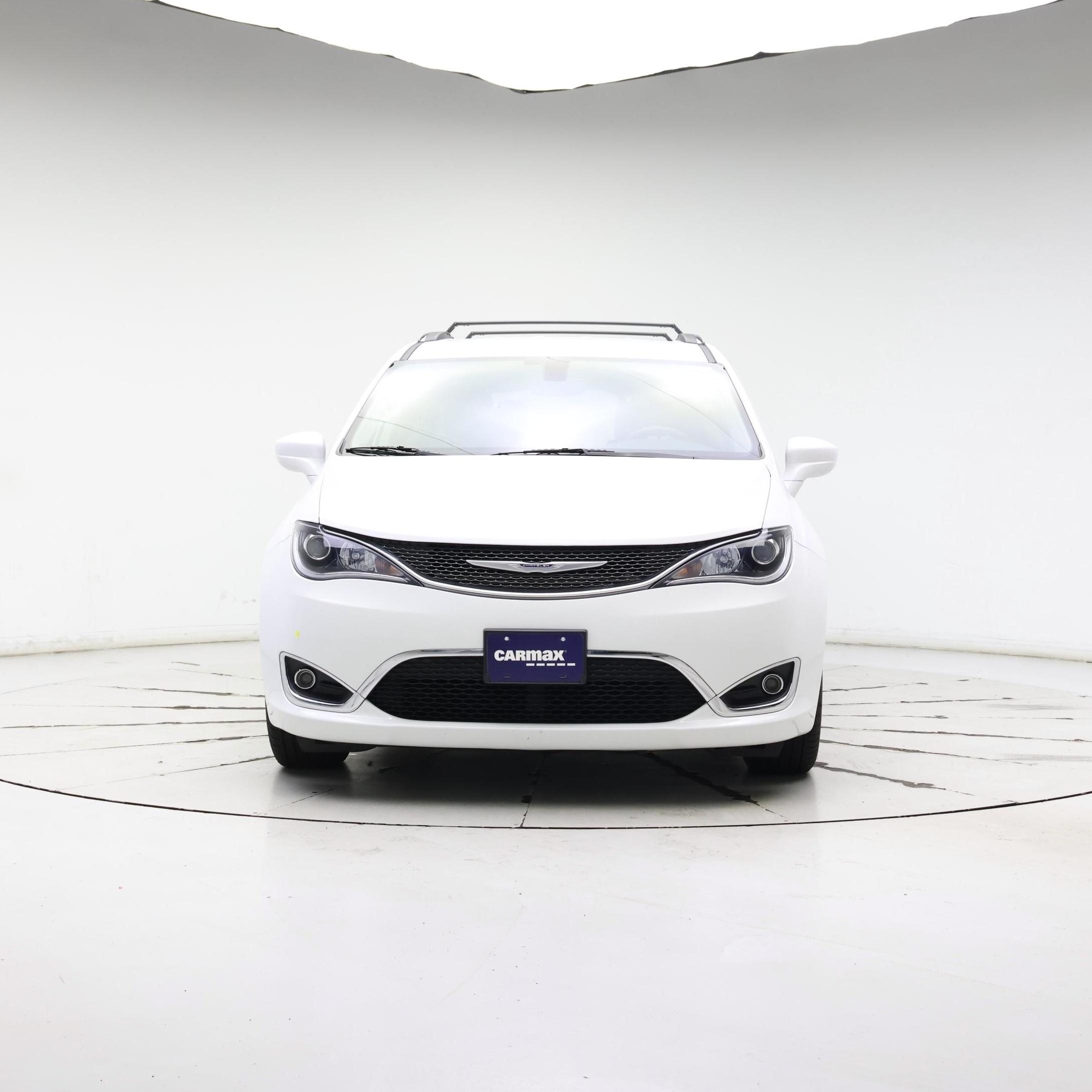 Thumbnail: 2020 Chrysler Pacifica - 5
