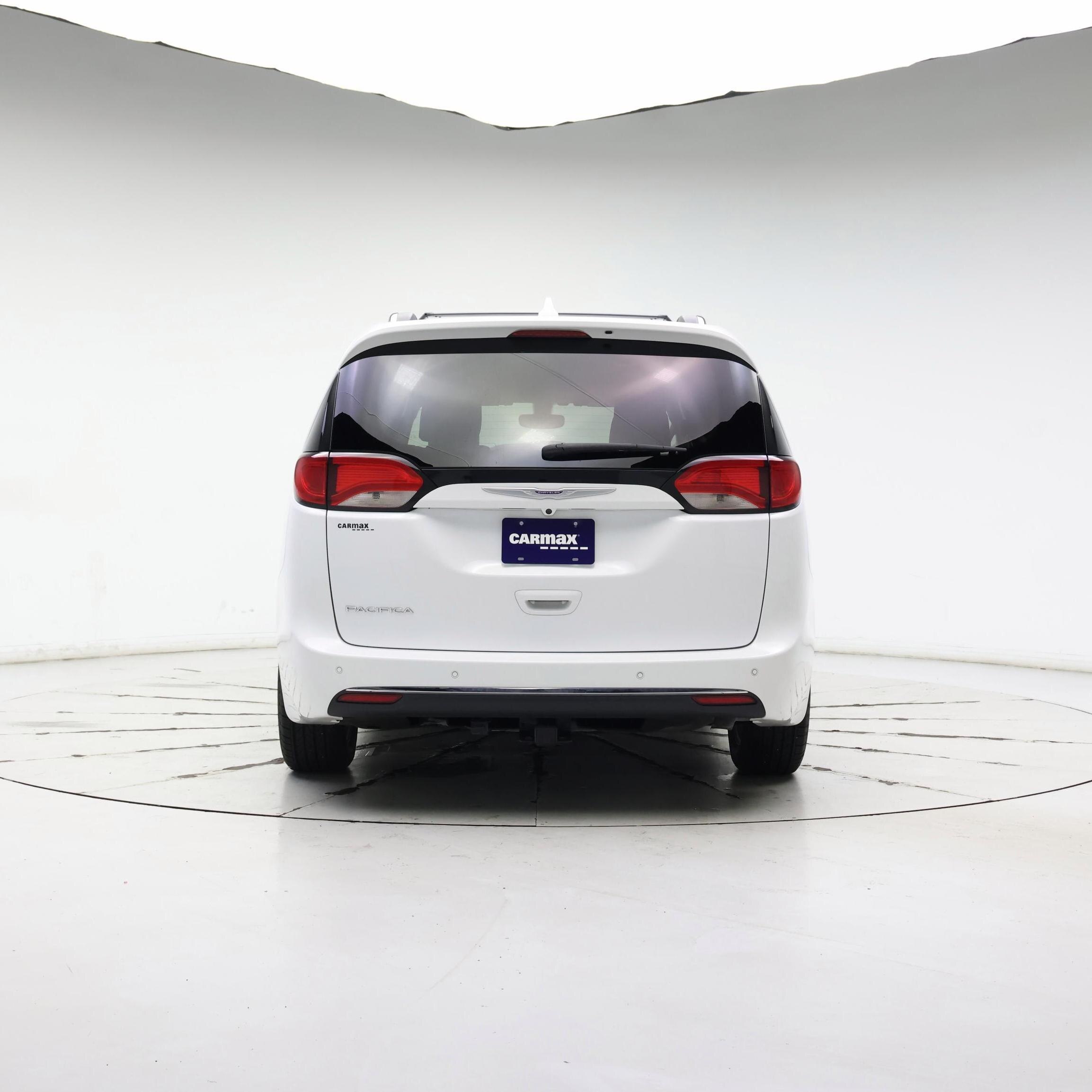 Thumbnail: 2020 Chrysler Pacifica - 6