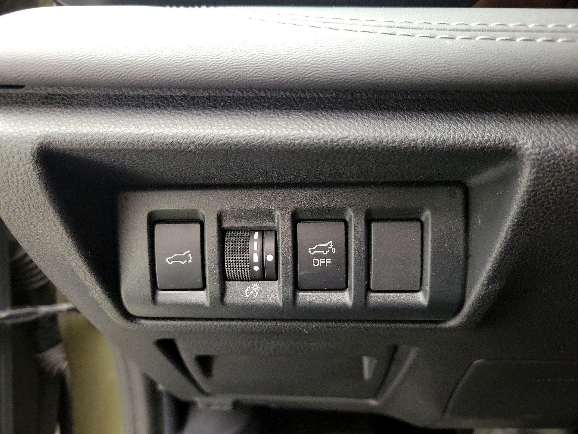 Thumbnail: 2020 Subaru Outback - 13