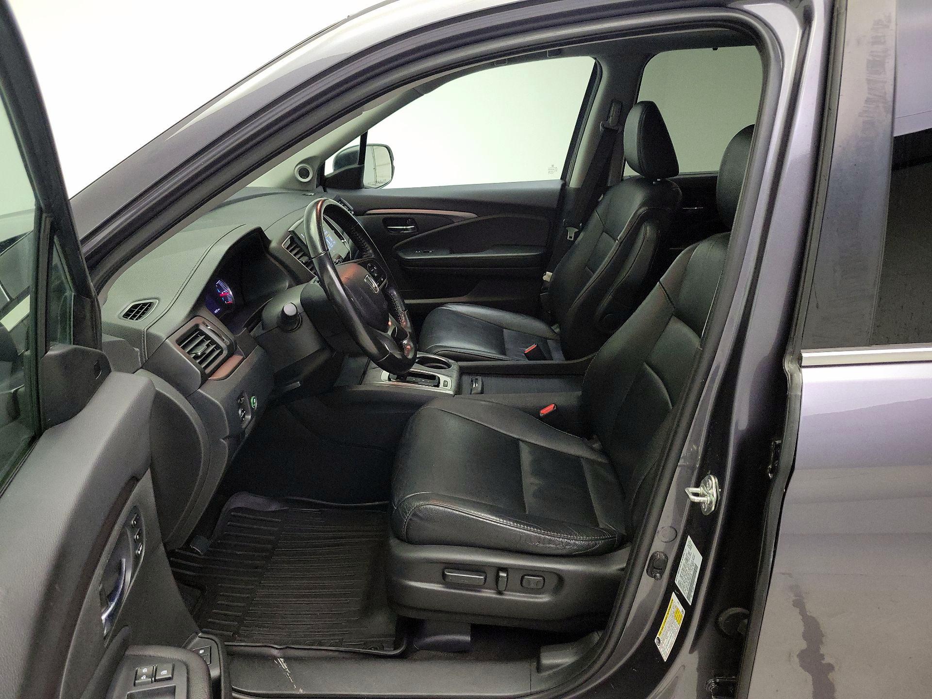 Thumbnail: 2020 Honda Pilot - 11