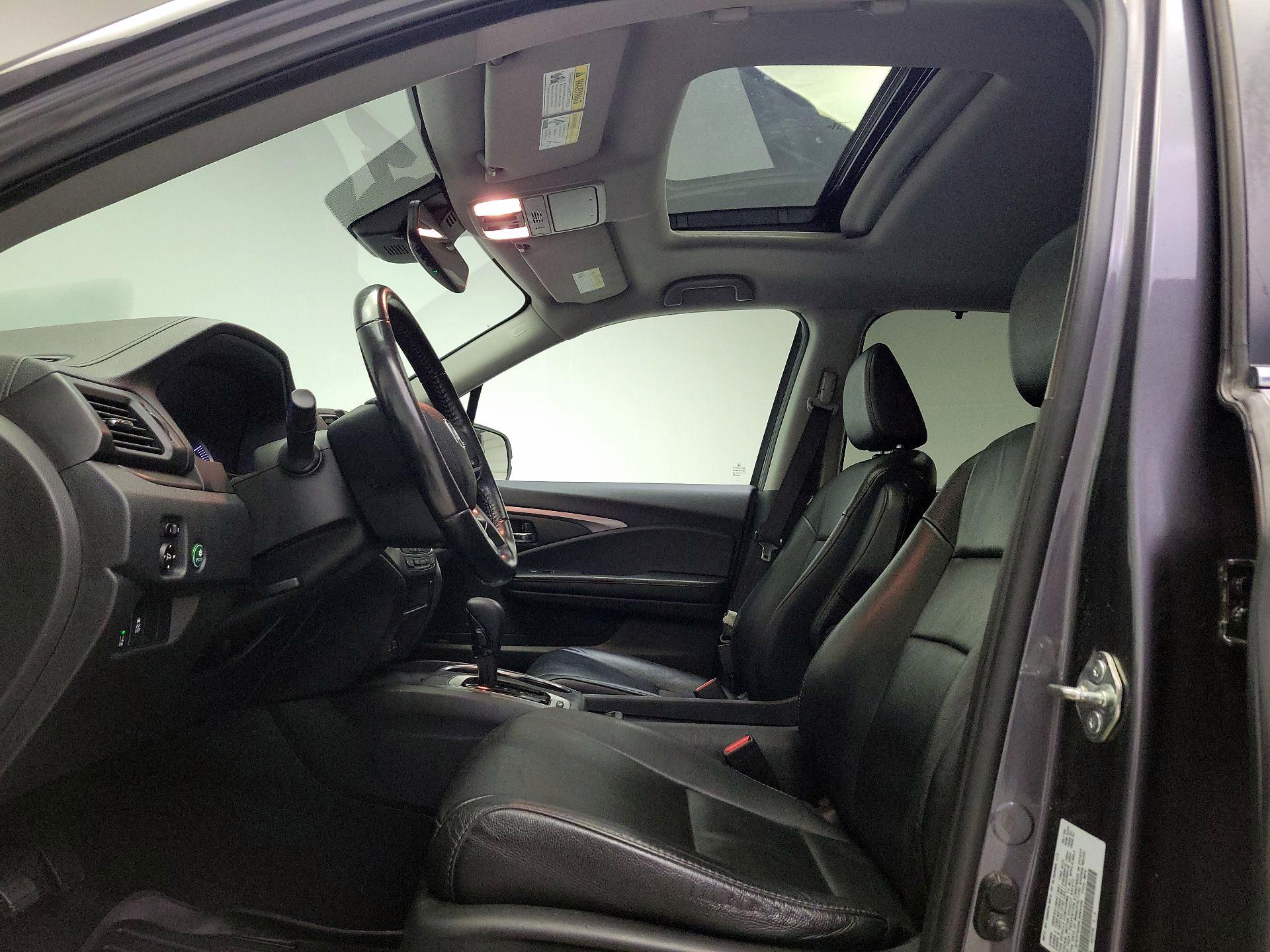 Thumbnail: 2020 Honda Pilot - 19