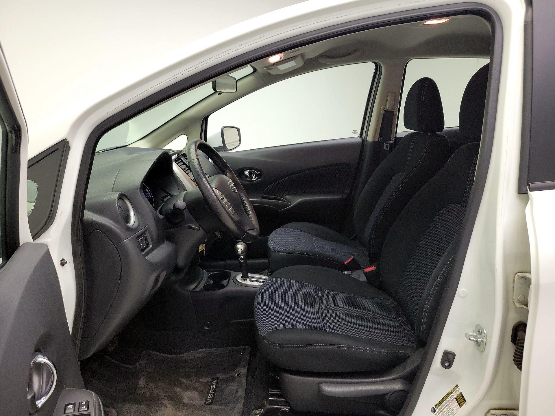 Thumbnail: 2015 Nissan Versa Note - 11