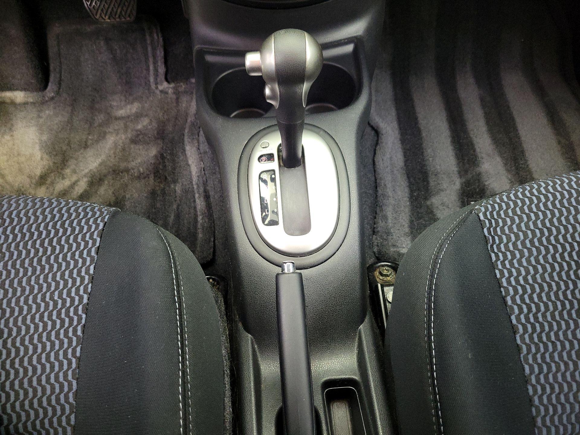 Thumbnail: 2015 Nissan Versa Note - 16