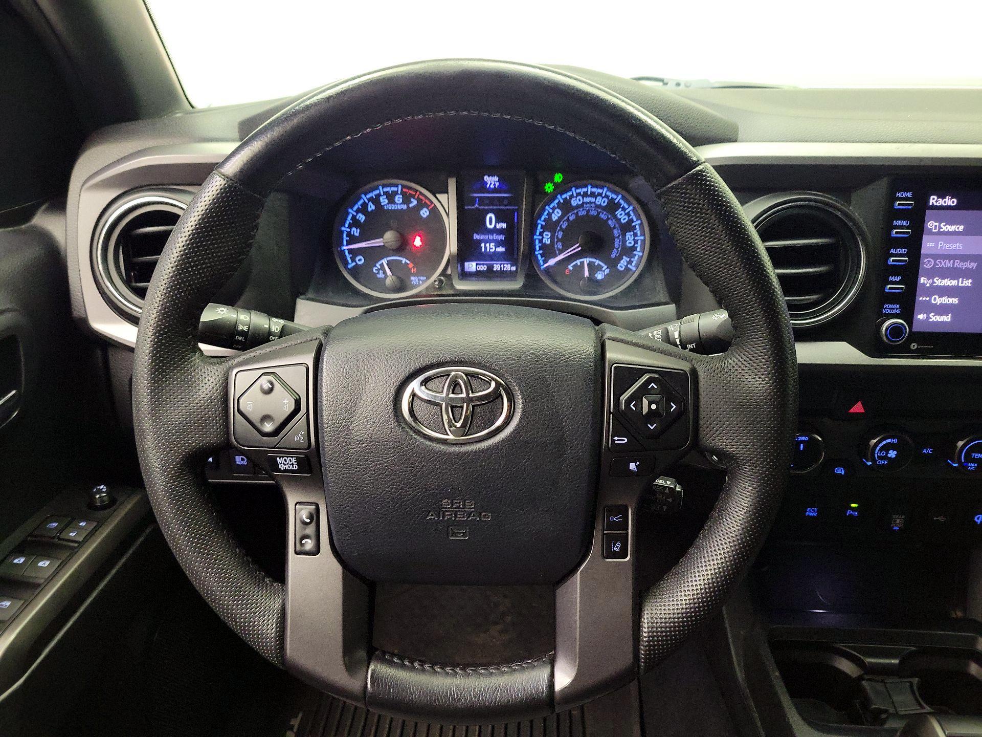 Thumbnail: 2020 Toyota Tacoma - 10