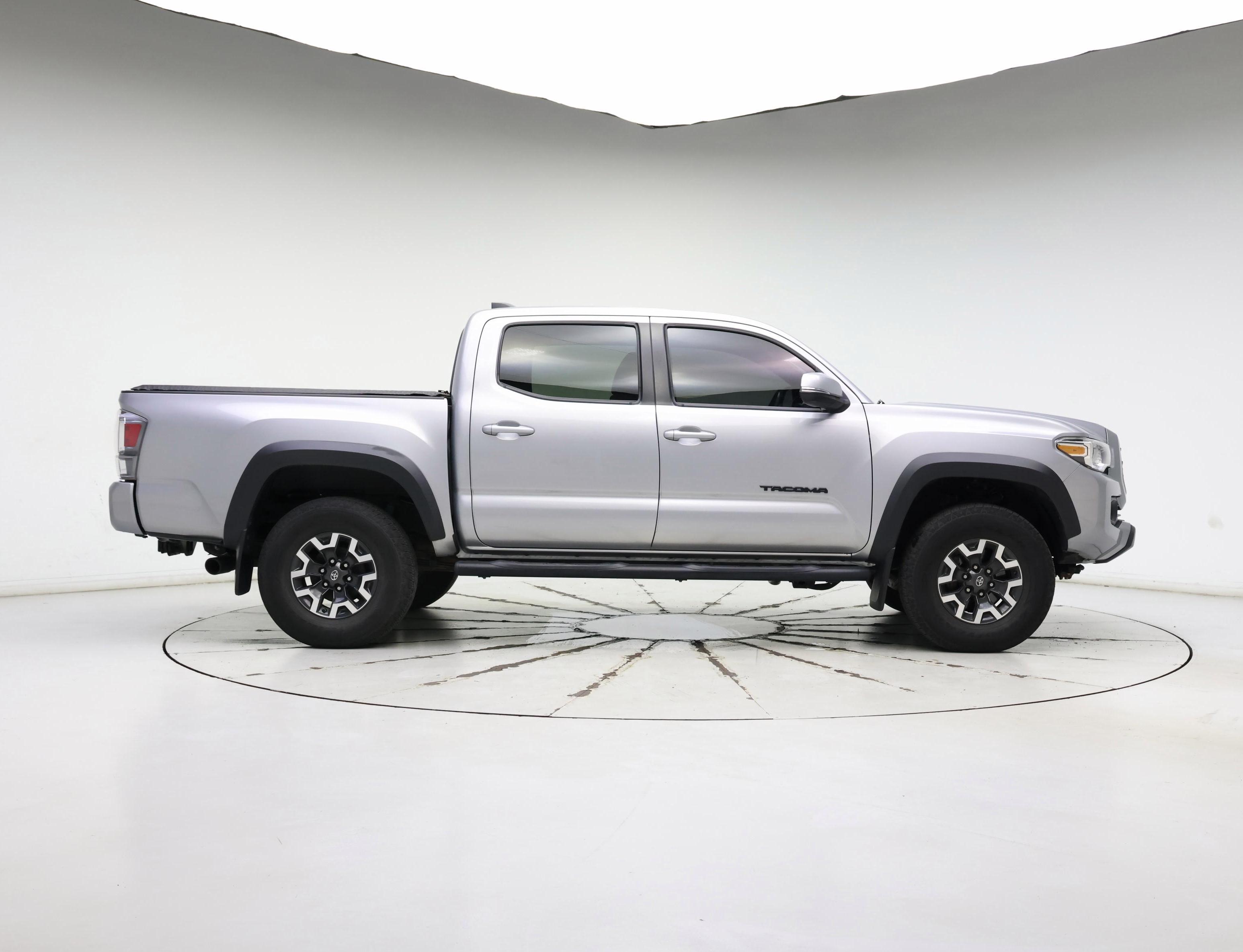 Thumbnail: 2020 Toyota Tacoma - 7