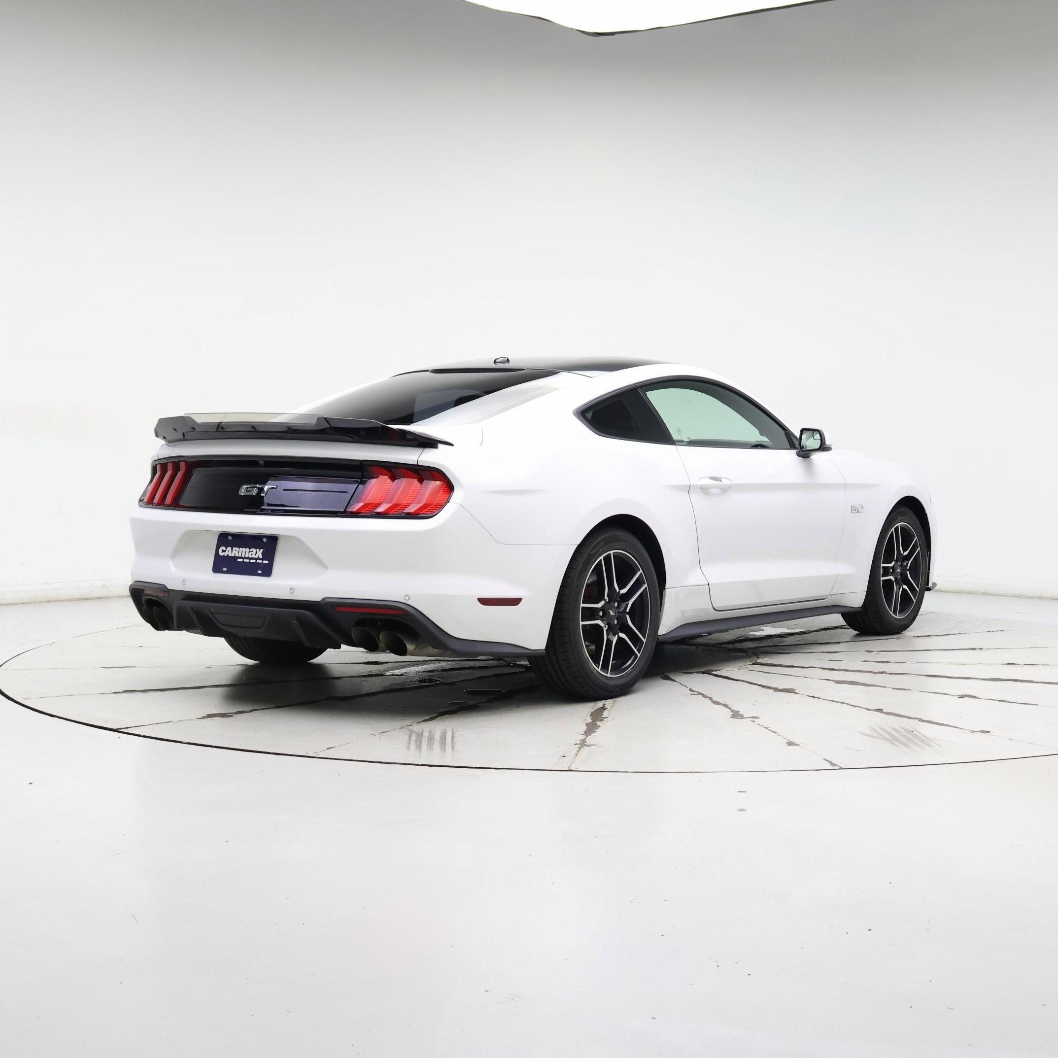 Thumbnail: 2019 Ford Mustang - 8