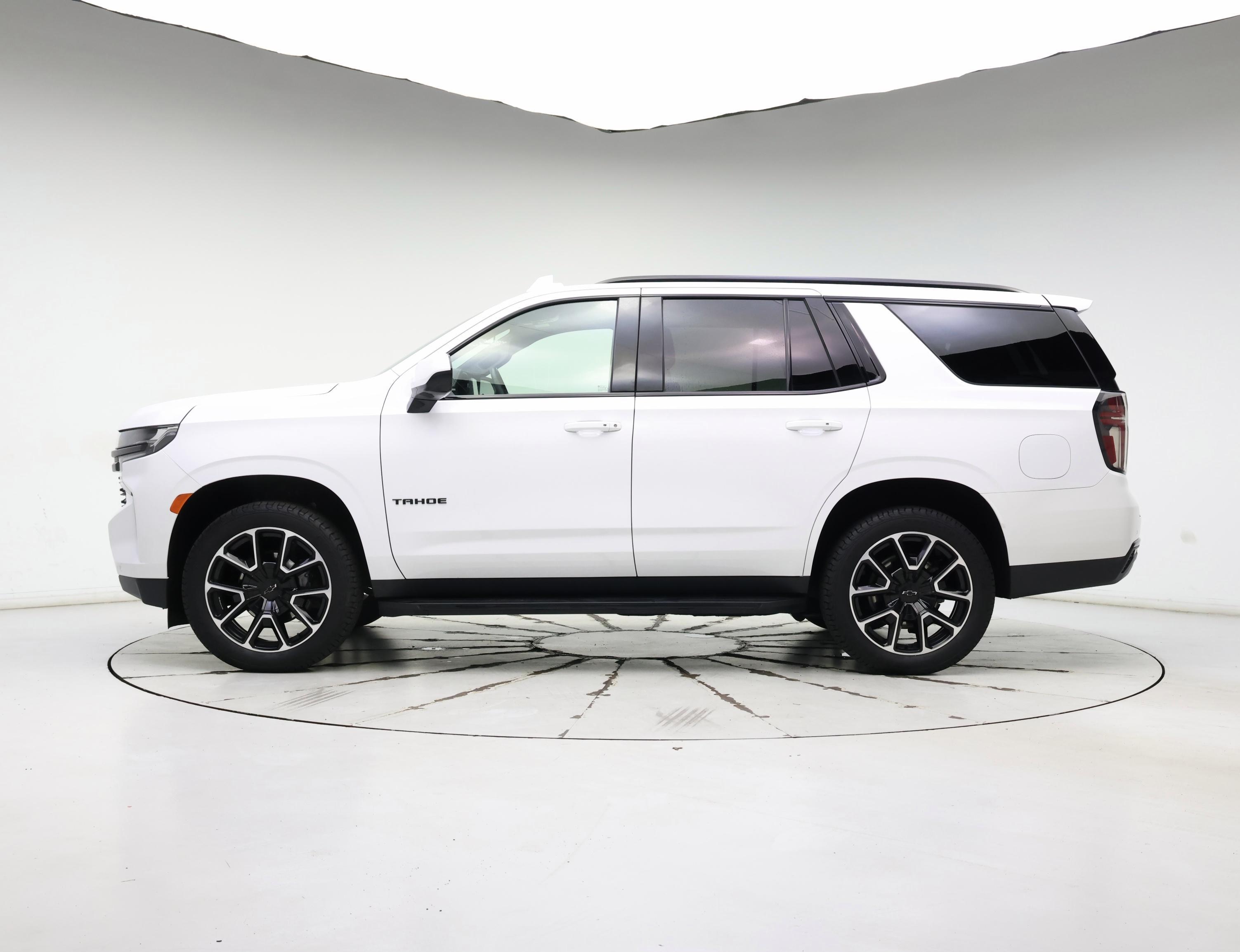Thumbnail: 2023 Chevrolet Tahoe - 3