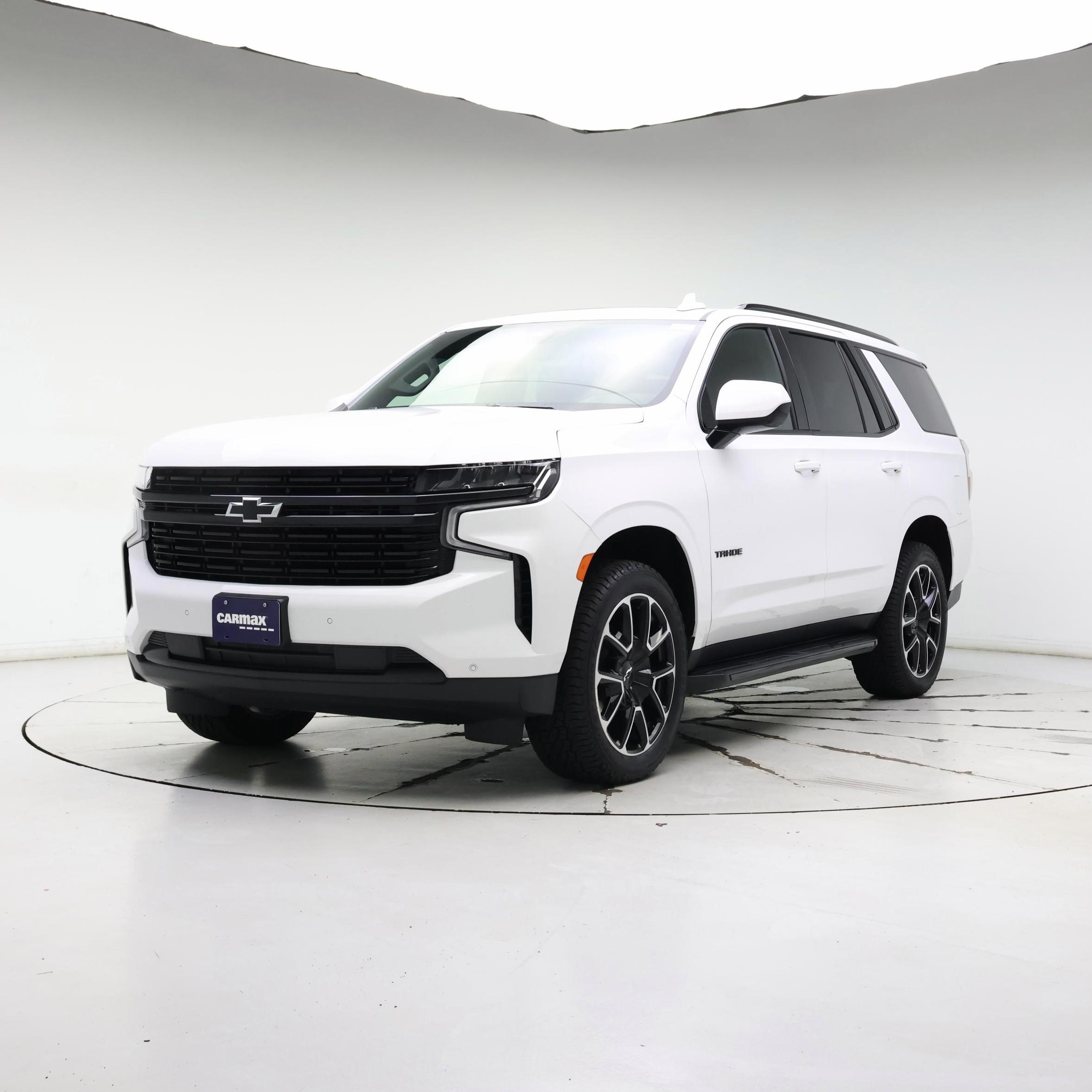 Thumbnail: 2023 Chevrolet Tahoe - 4