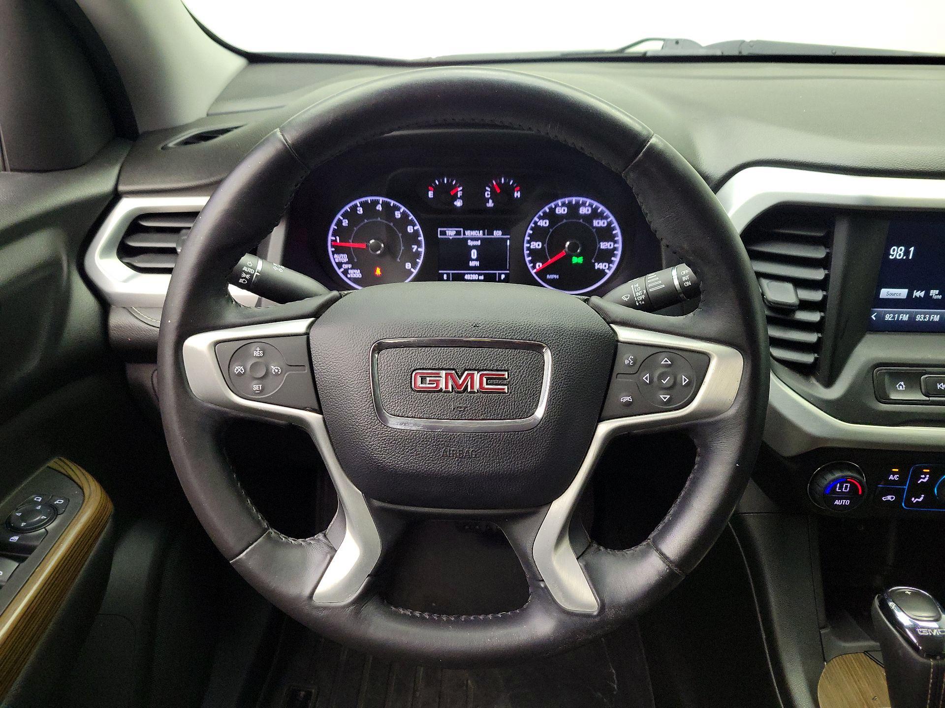 Thumbnail: 2017 GMC Acadia - 10