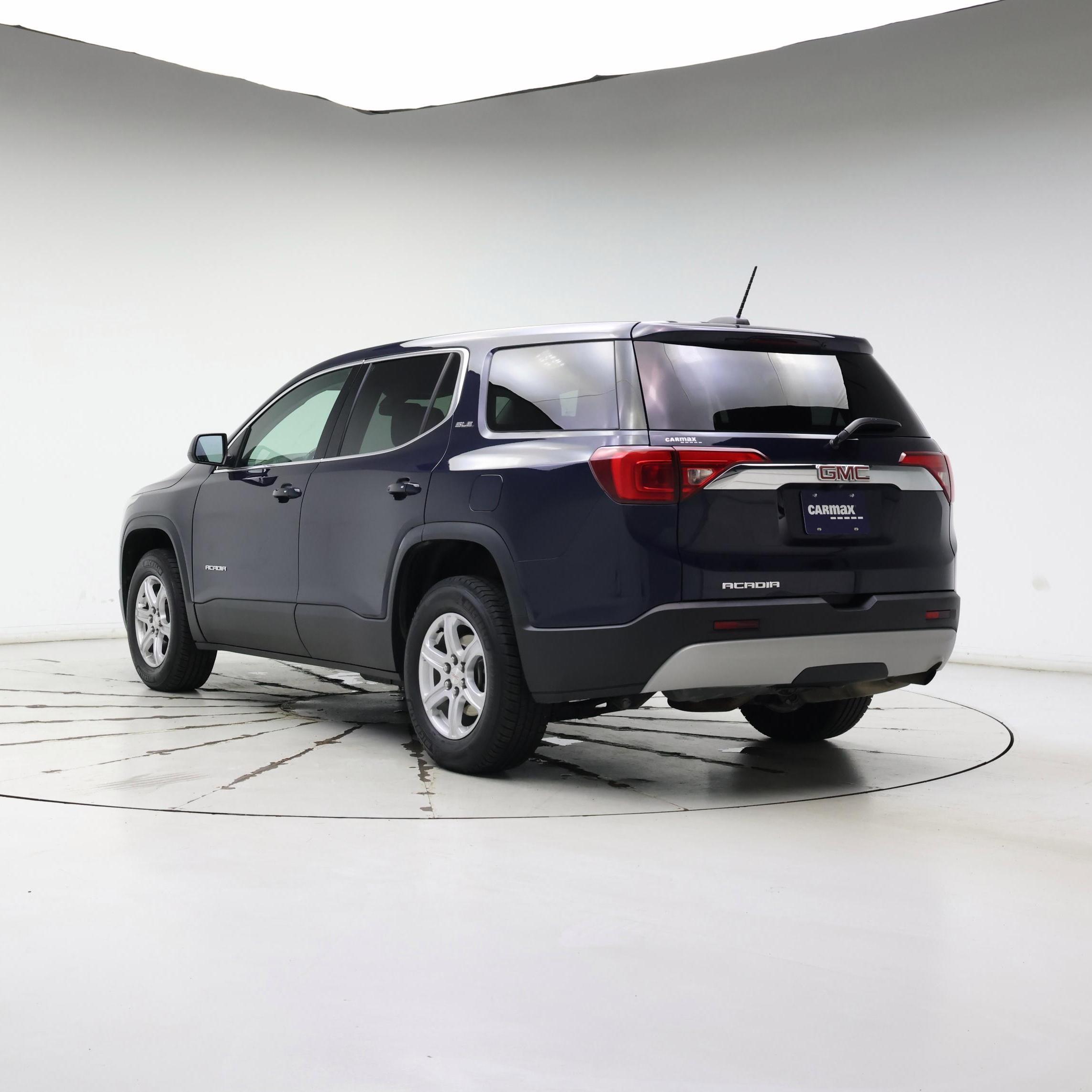 Thumbnail: 2017 GMC Acadia - 2