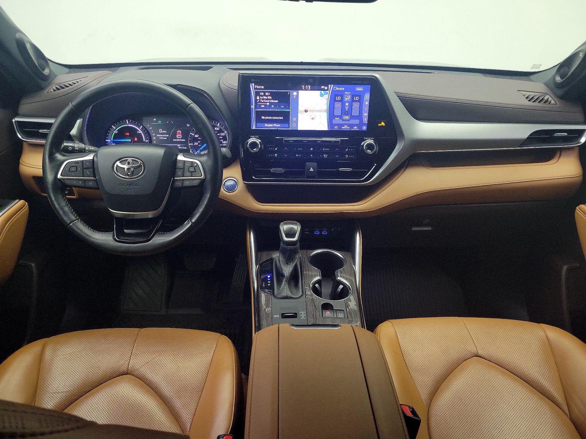 Thumbnail: 2022 Toyota Highlander - 9