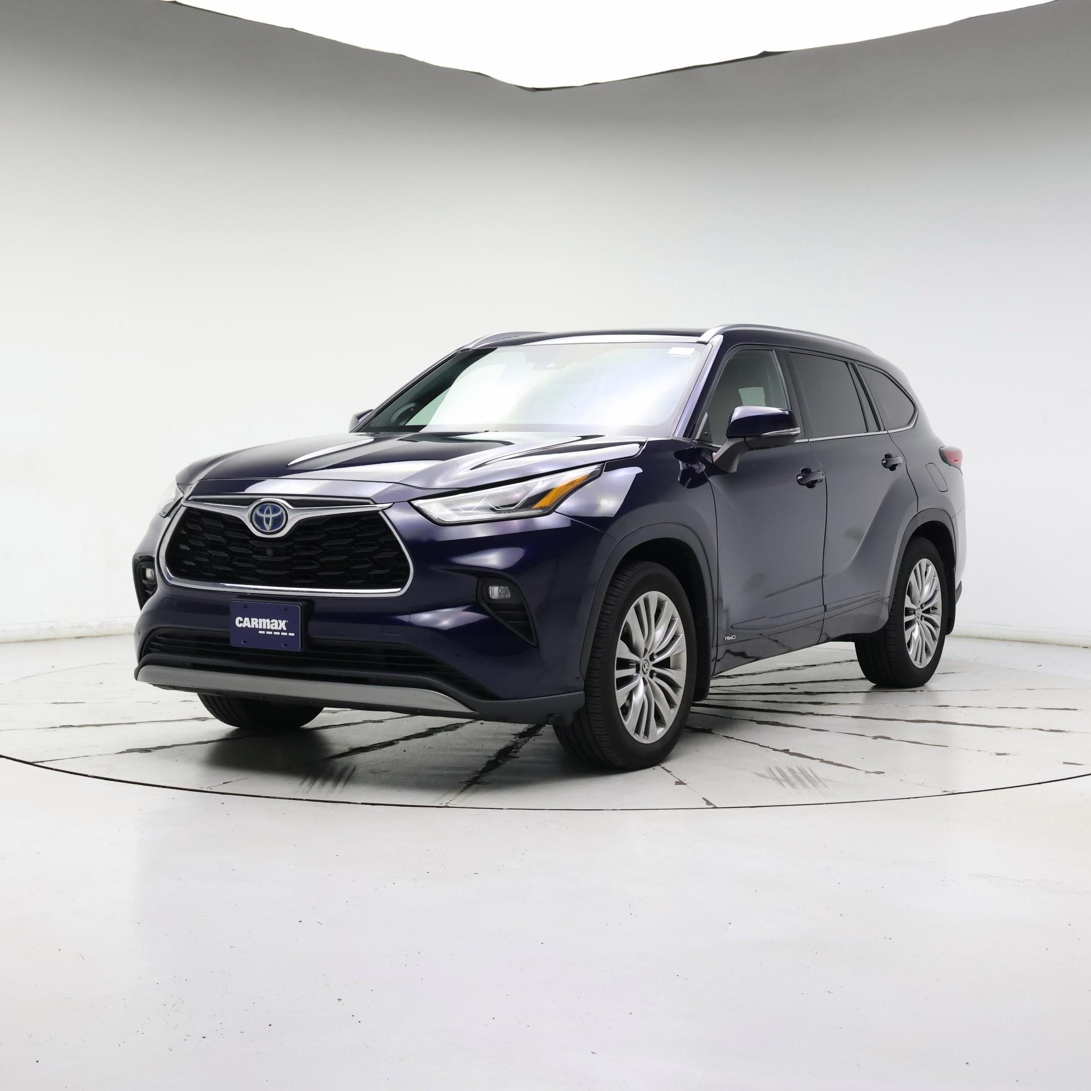 Thumbnail: 2022 Toyota Highlander - 4